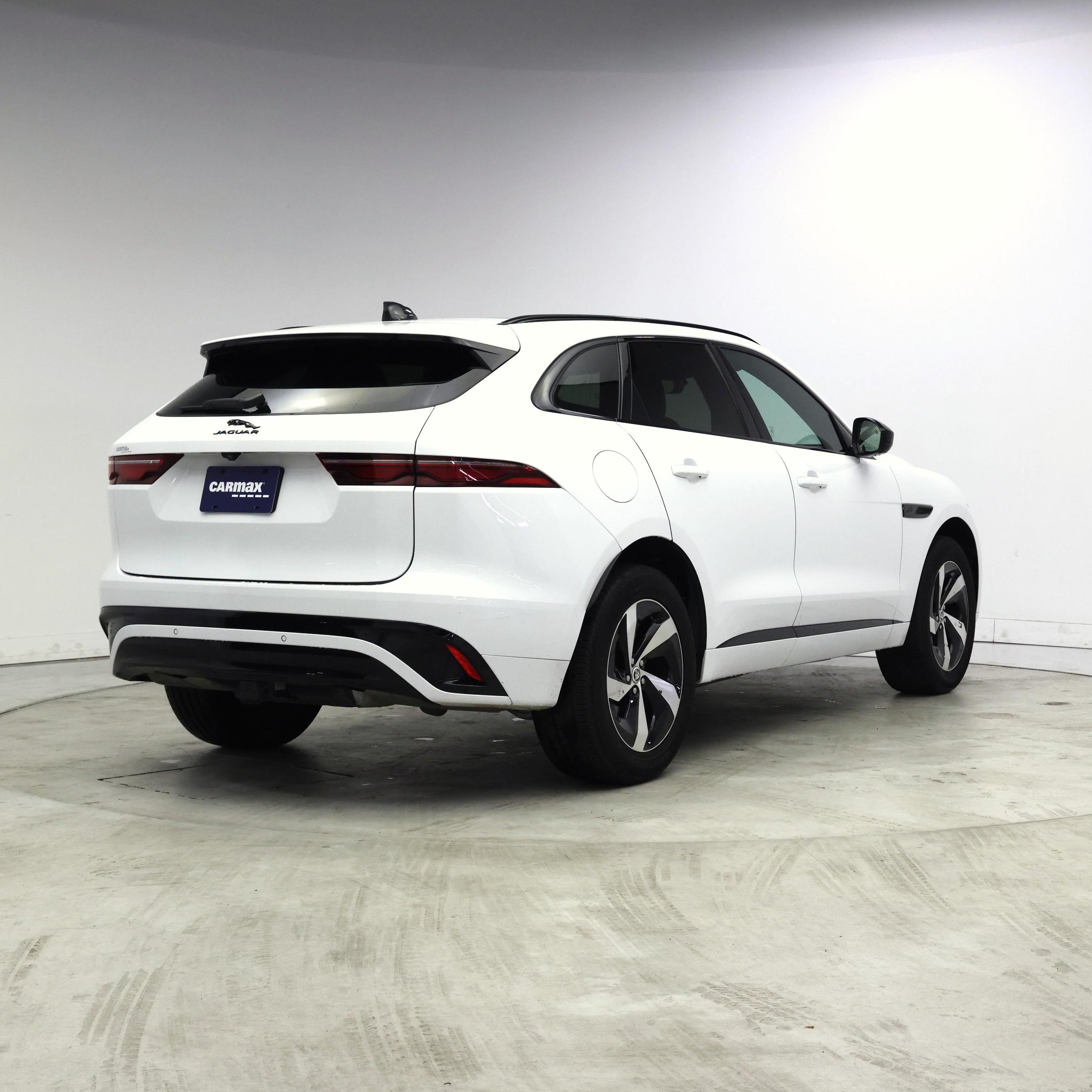 Thumbnail: 2024 Jaguar F-Pace - 8