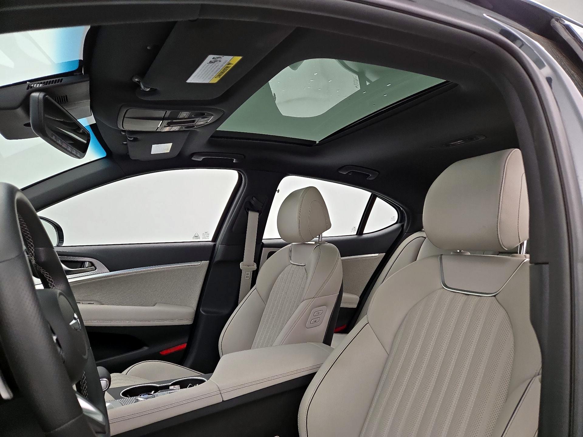 Thumbnail: 2023 Genesis G70 - 20