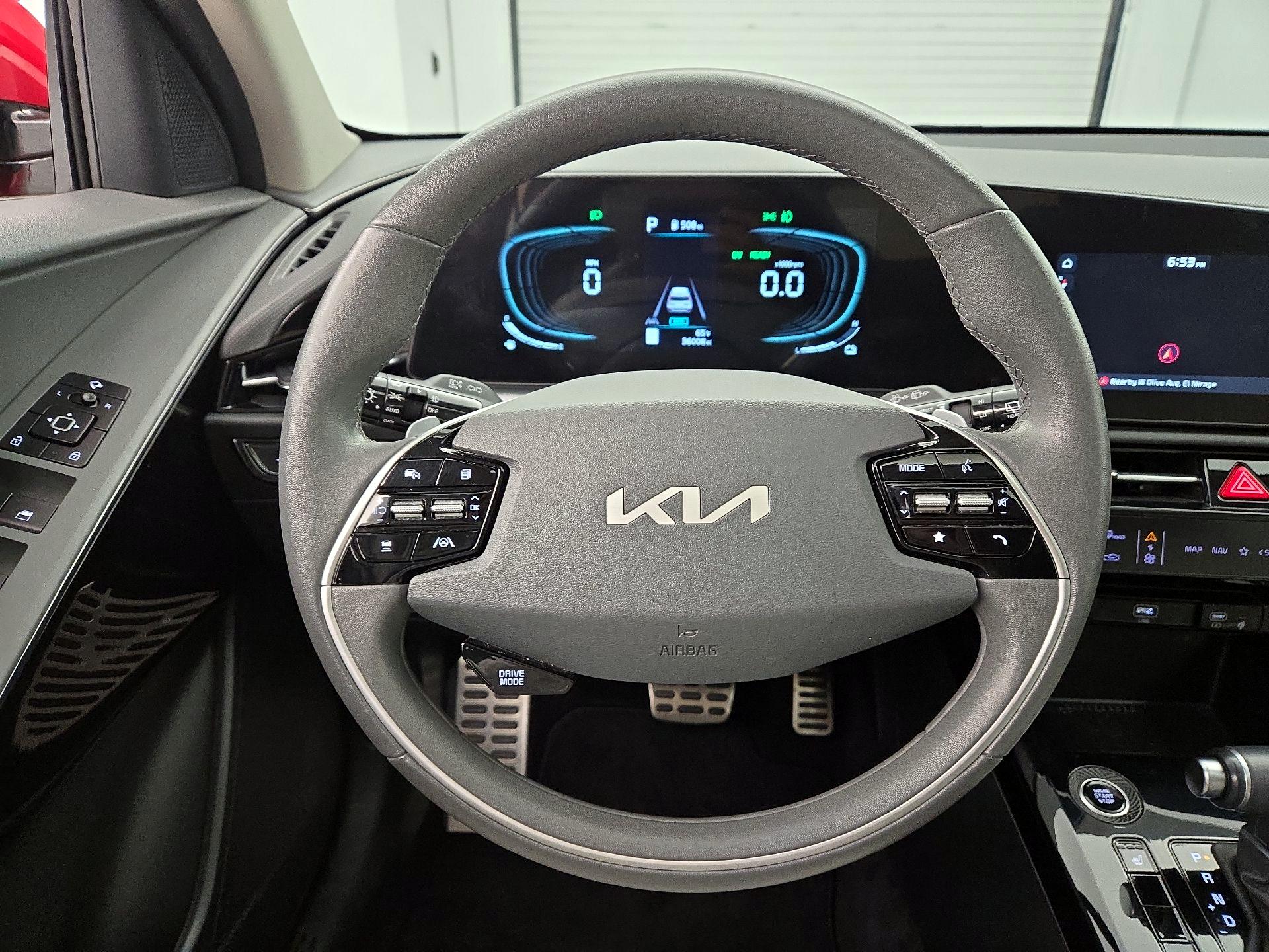 Thumbnail: 2023 Kia Niro - 10