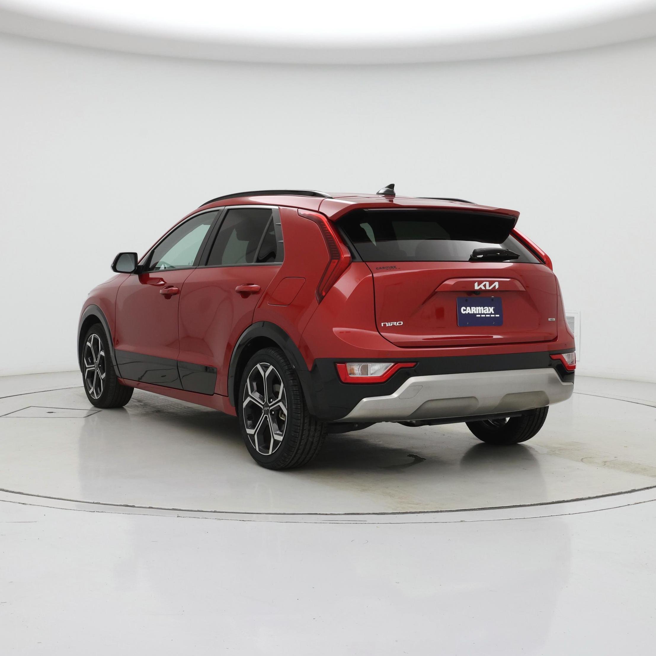 Thumbnail: 2023 Kia Niro - 2