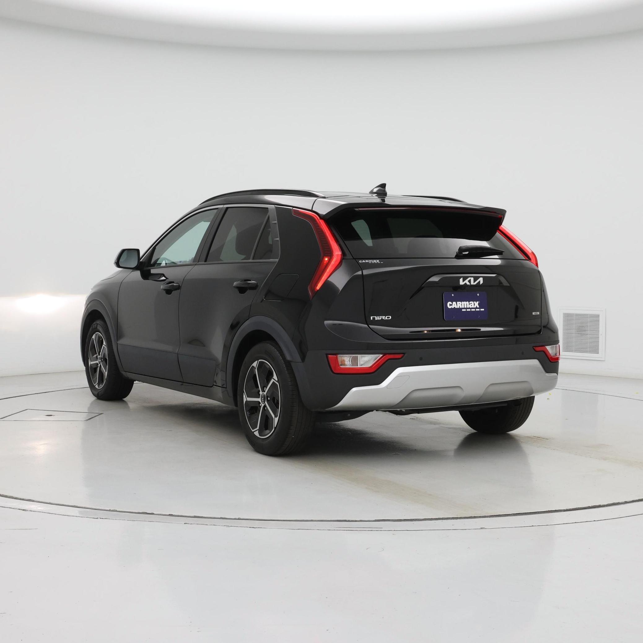 Thumbnail: 2023 Kia Niro - 2