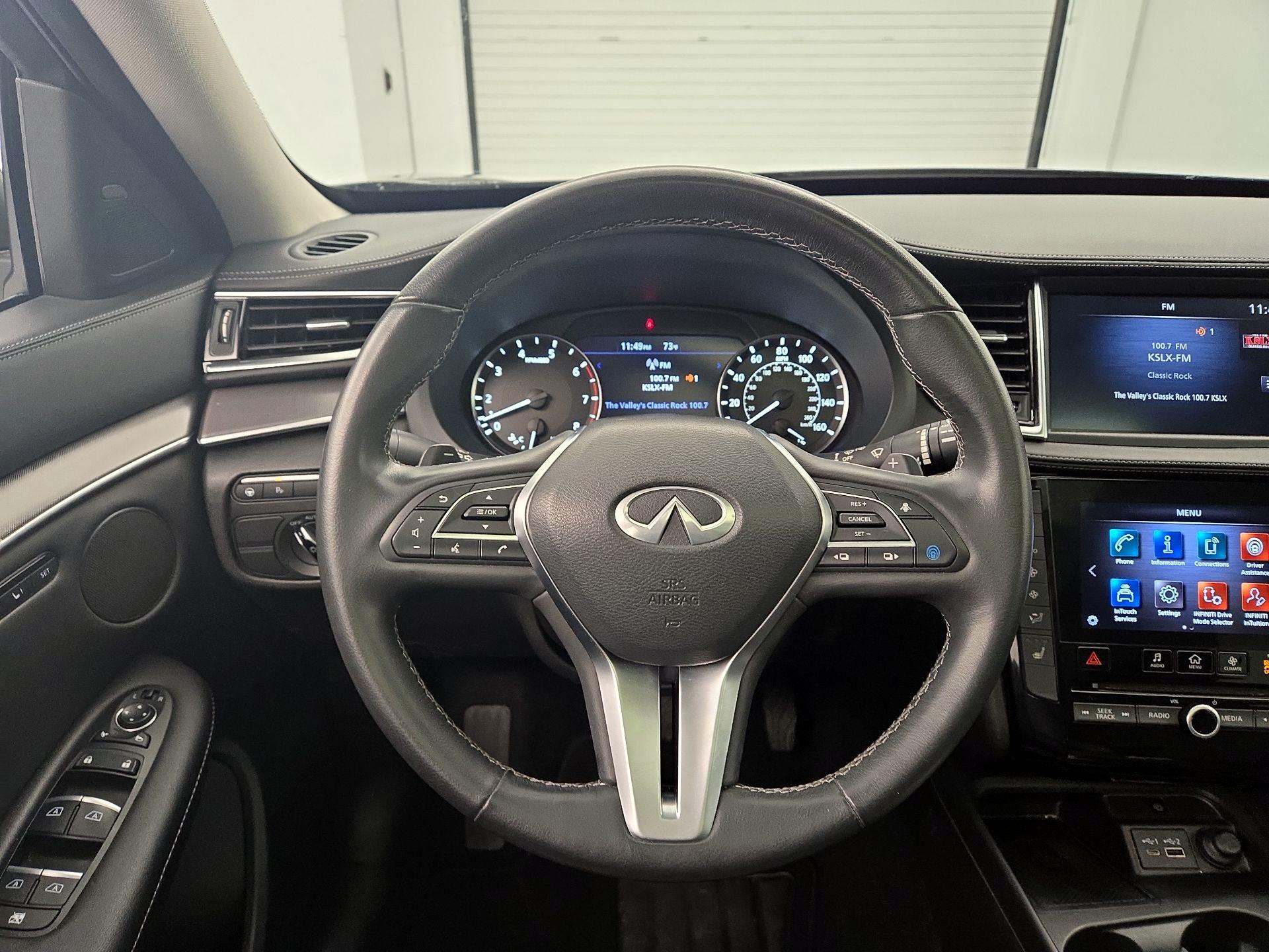 Thumbnail: 2023 INFINITI QX50 - 10