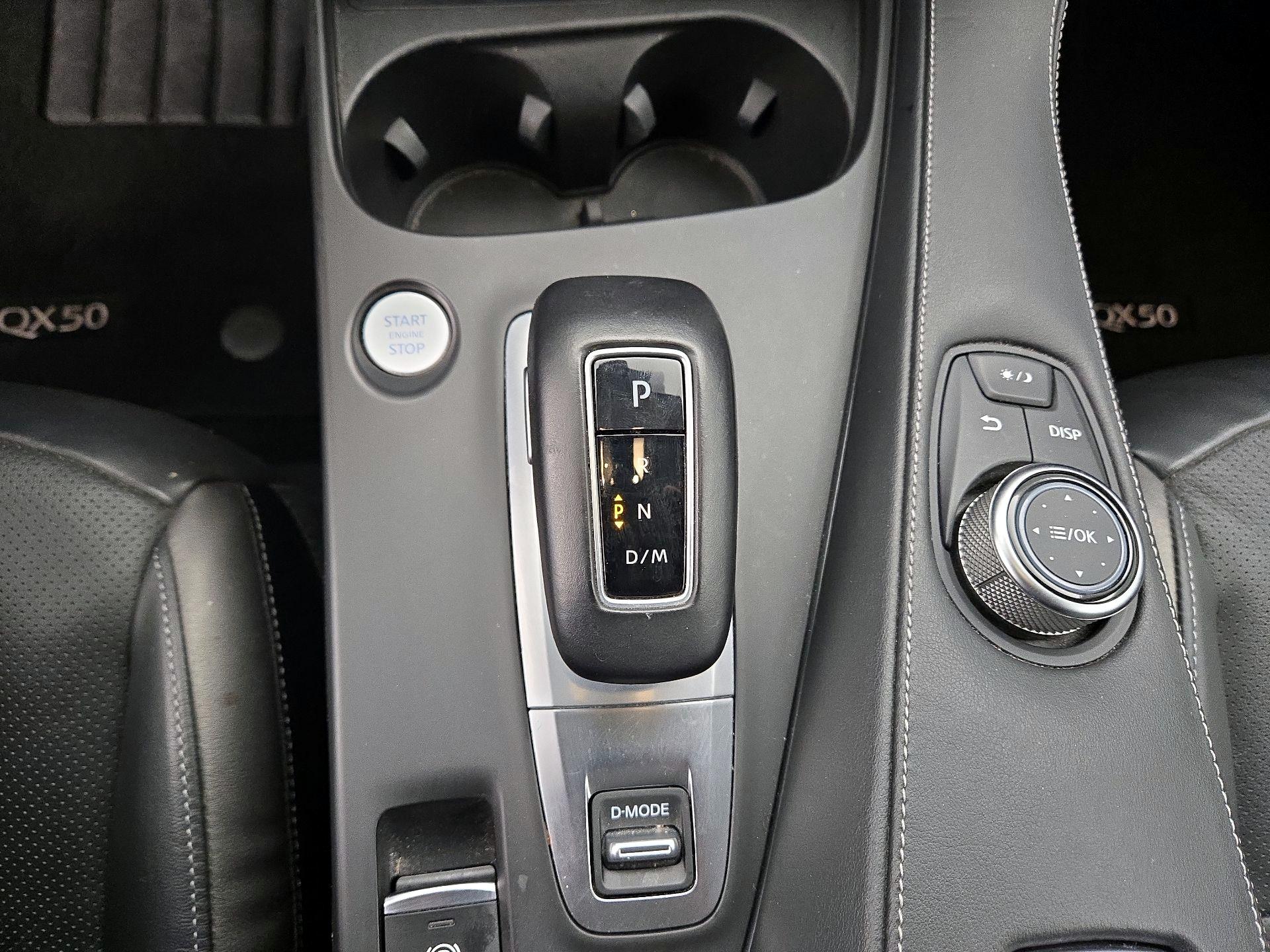 Thumbnail: 2023 INFINITI QX50 - 17