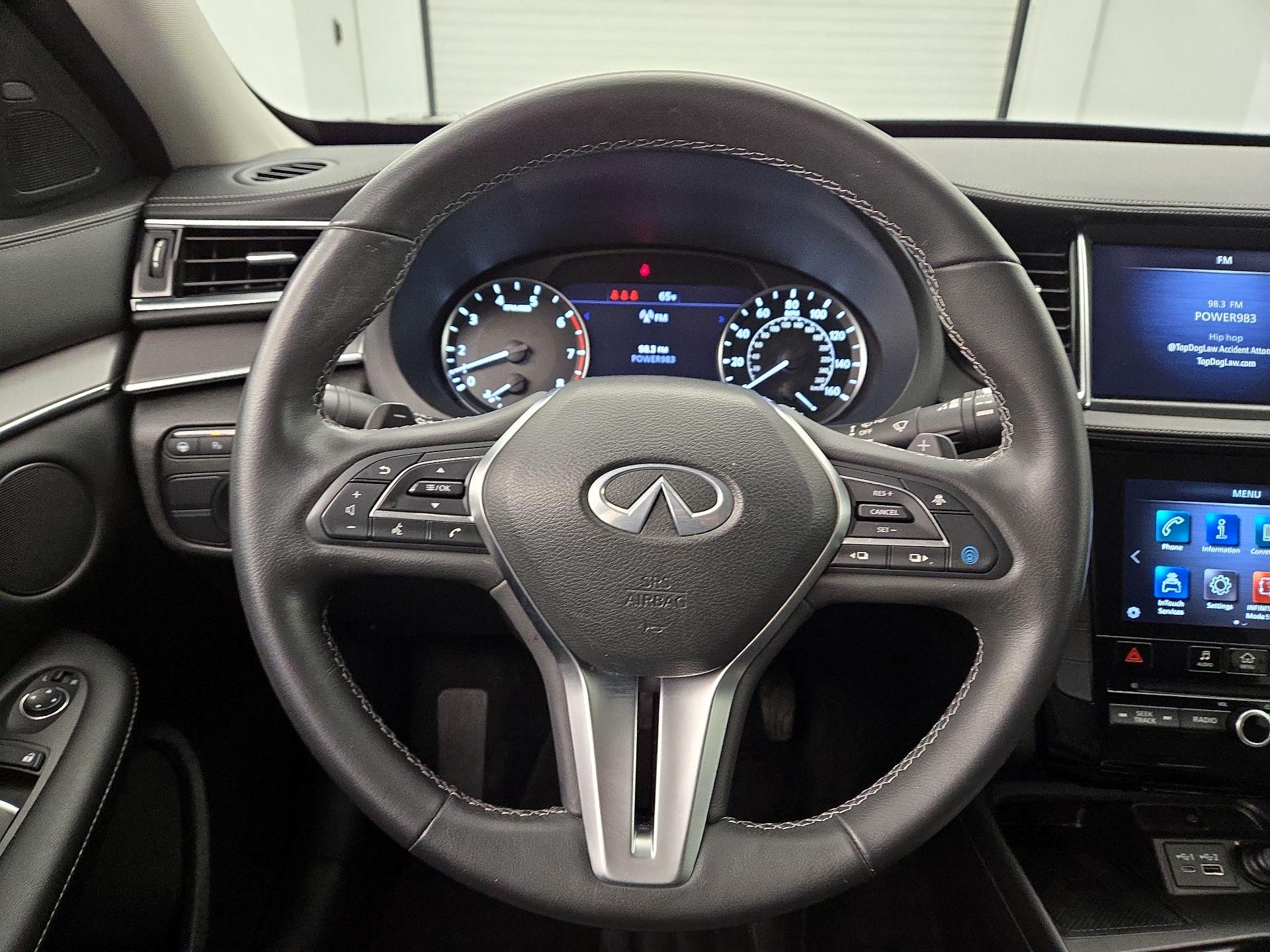 Thumbnail: 2023 INFINITI QX50 - 10