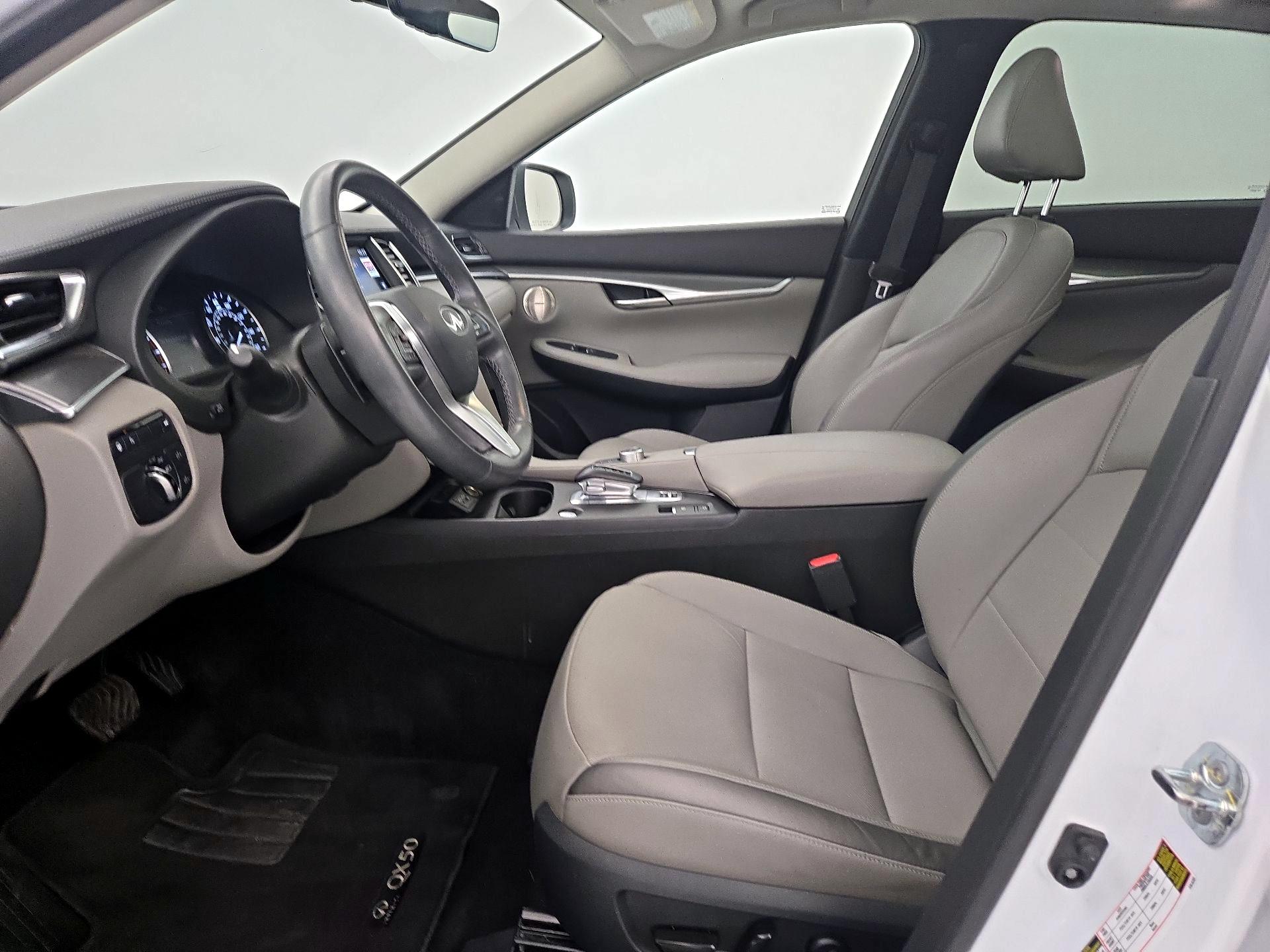 Thumbnail: 2023 INFINITI QX50 - 11