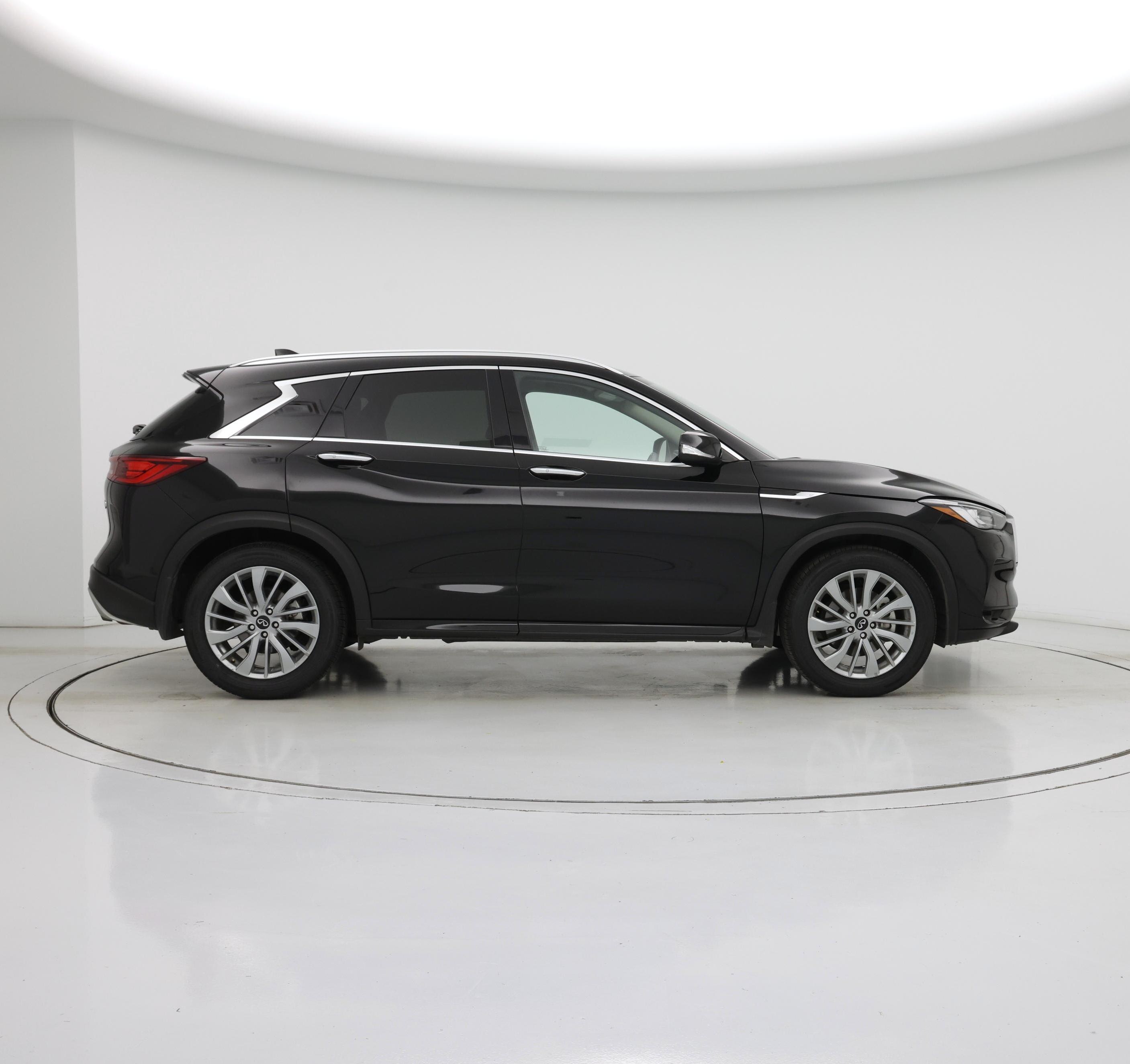 Thumbnail: 2023 INFINITI QX50 - 7