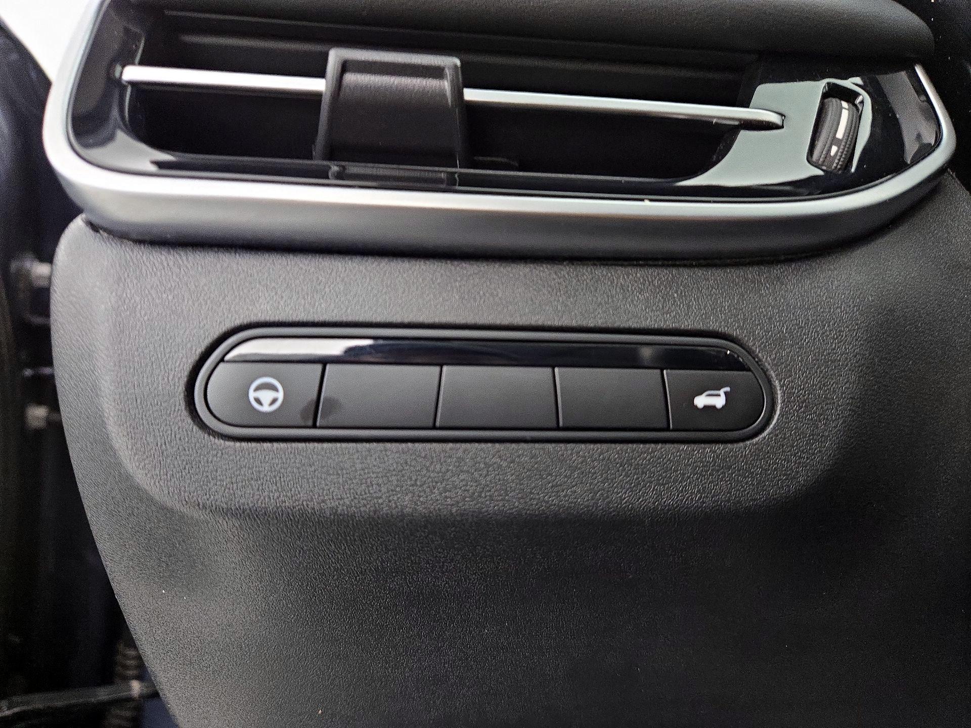 Thumbnail: 2023 INFINITI QX60 - 13