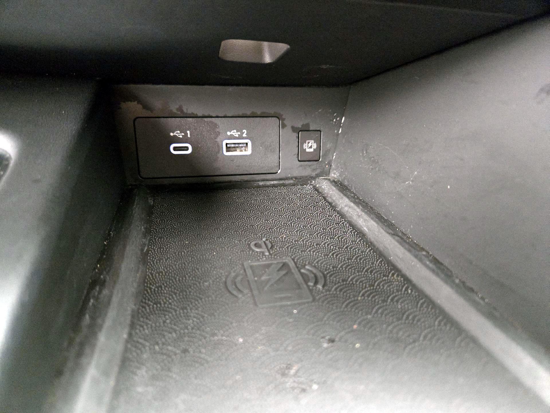 Thumbnail: 2023 INFINITI QX60 - 19