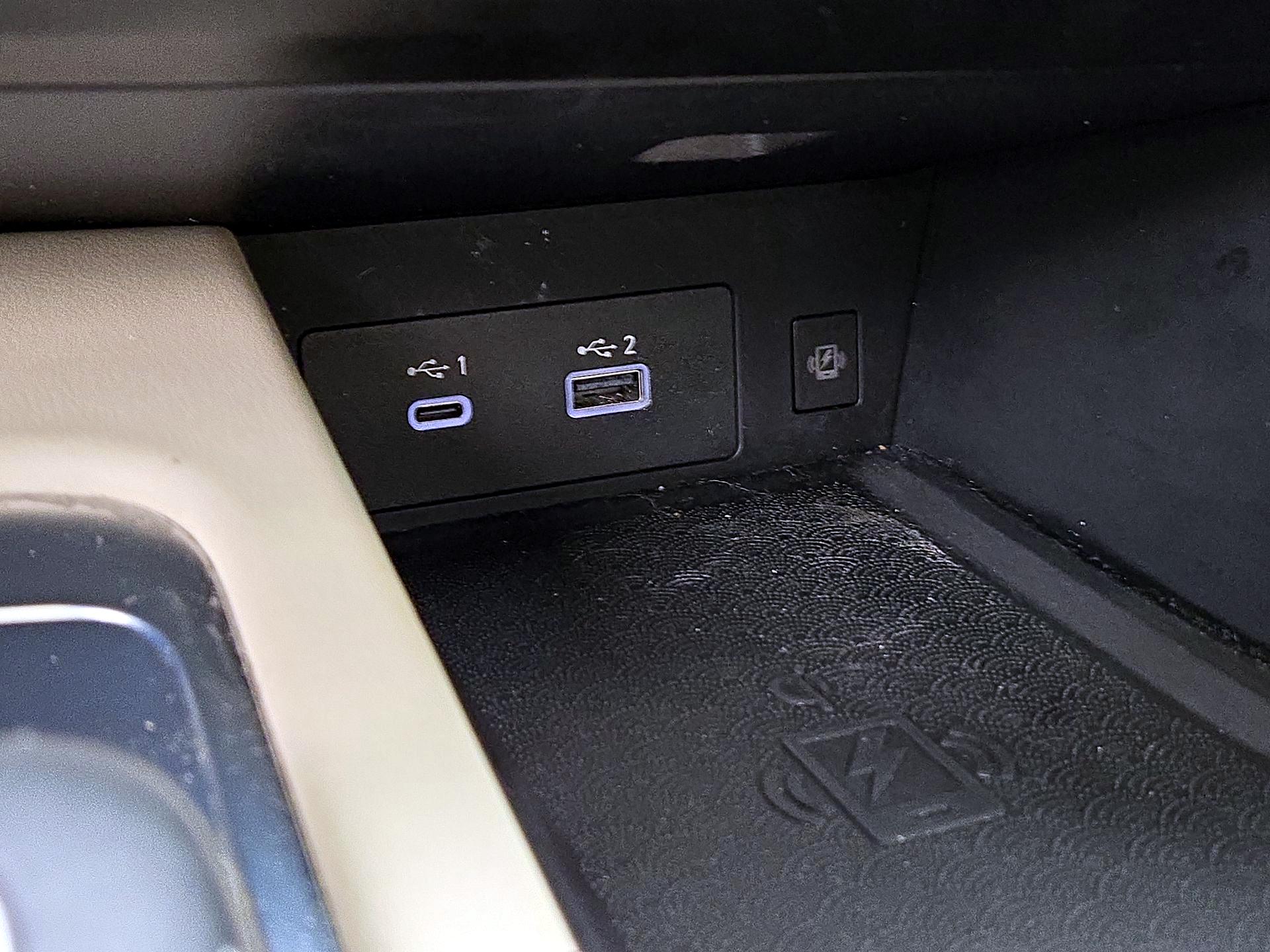 Thumbnail: 2023 INFINITI QX60 - 19