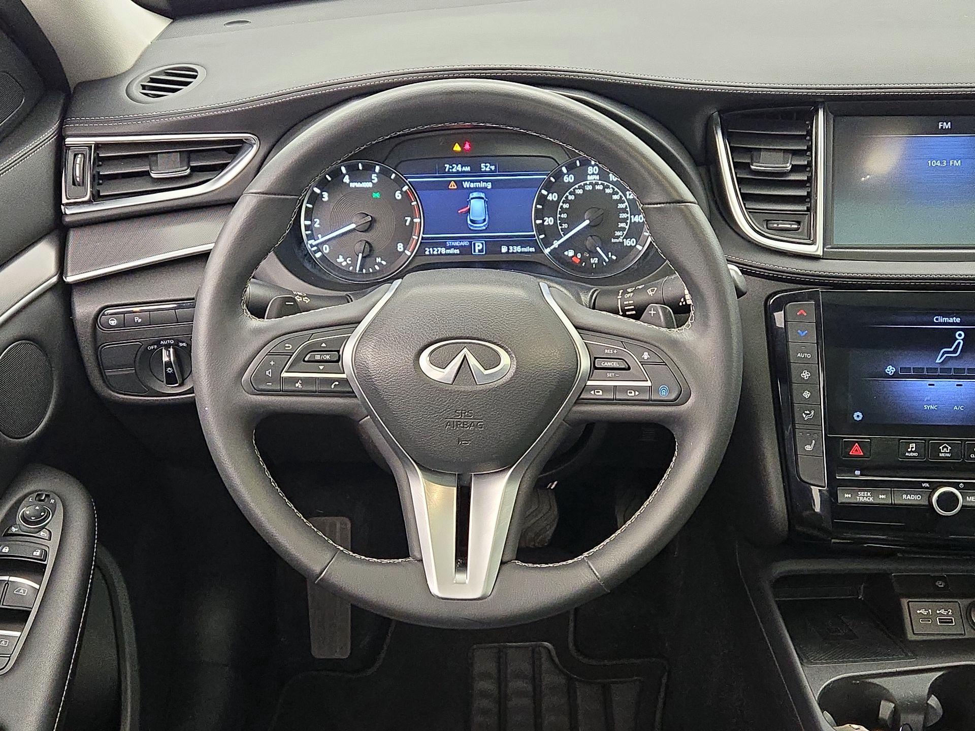 Thumbnail: 2023 INFINITI QX50 - 10