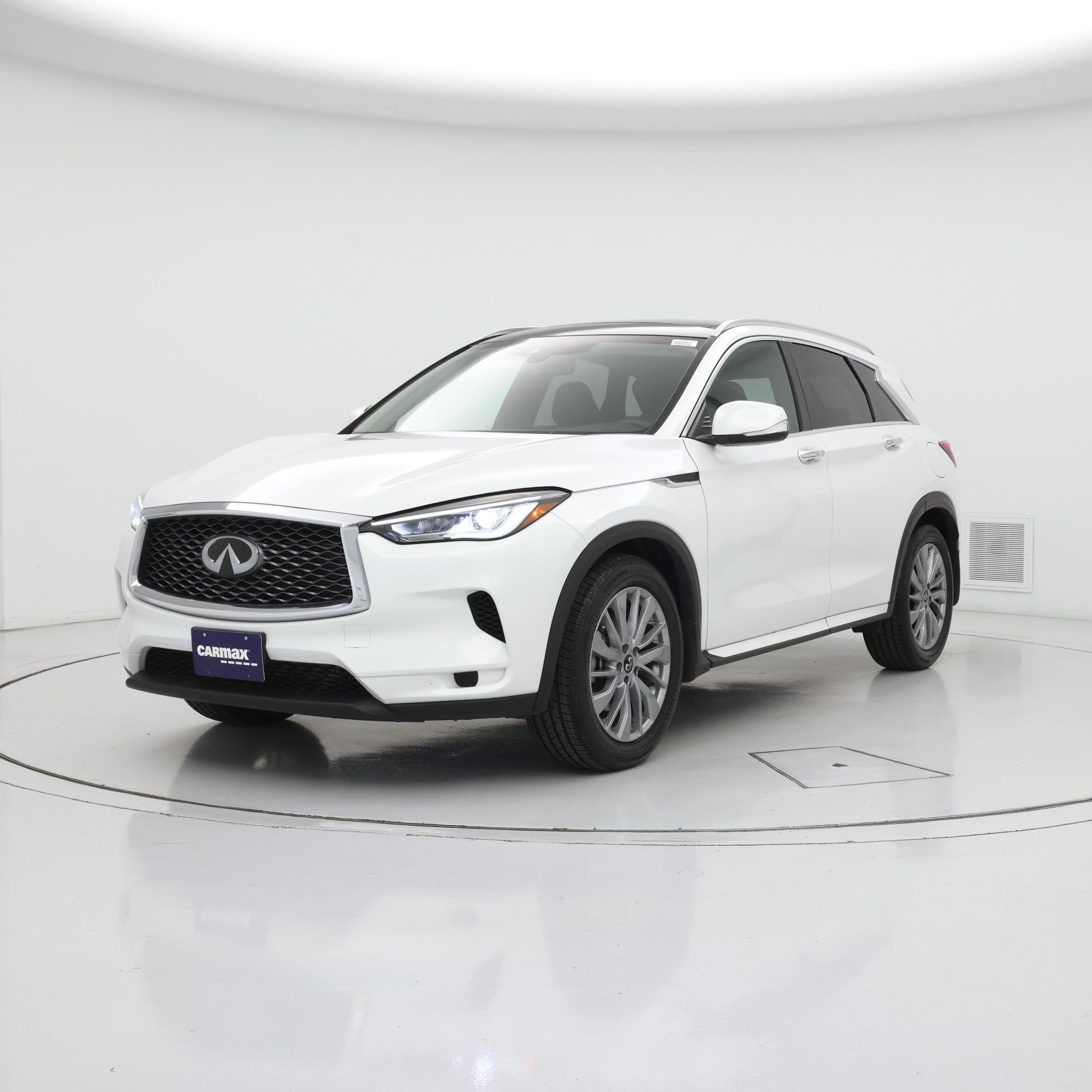 Thumbnail: 2023 INFINITI QX50 - 4