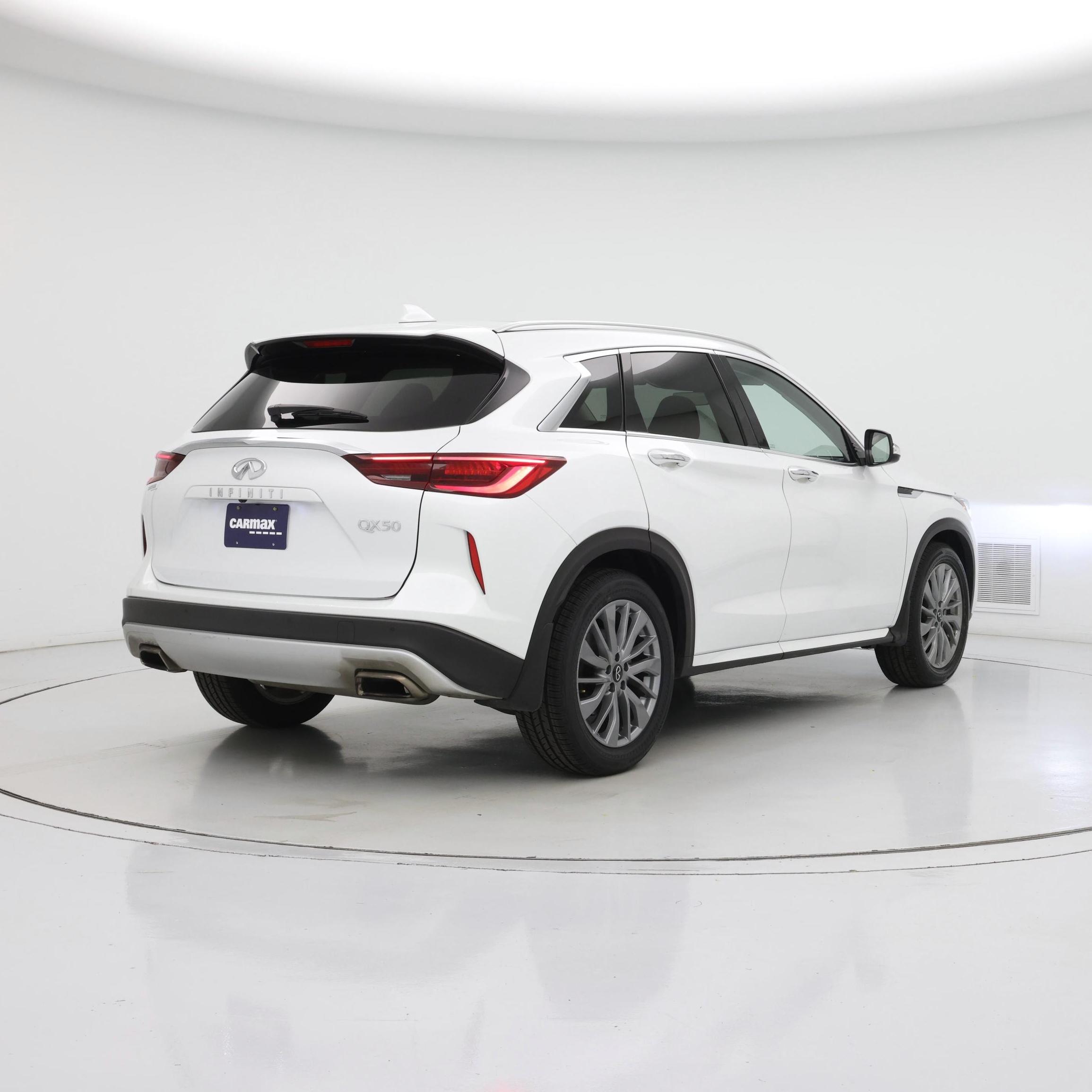 Thumbnail: 2023 INFINITI QX50 - 8