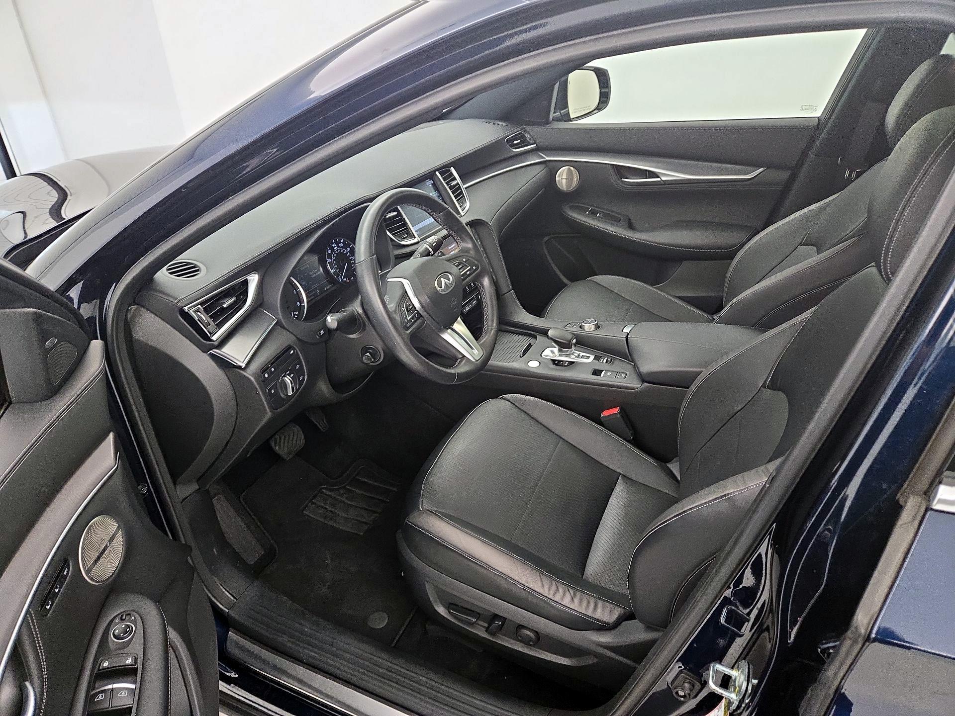 Thumbnail: 2022 INFINITI QX55 - 11