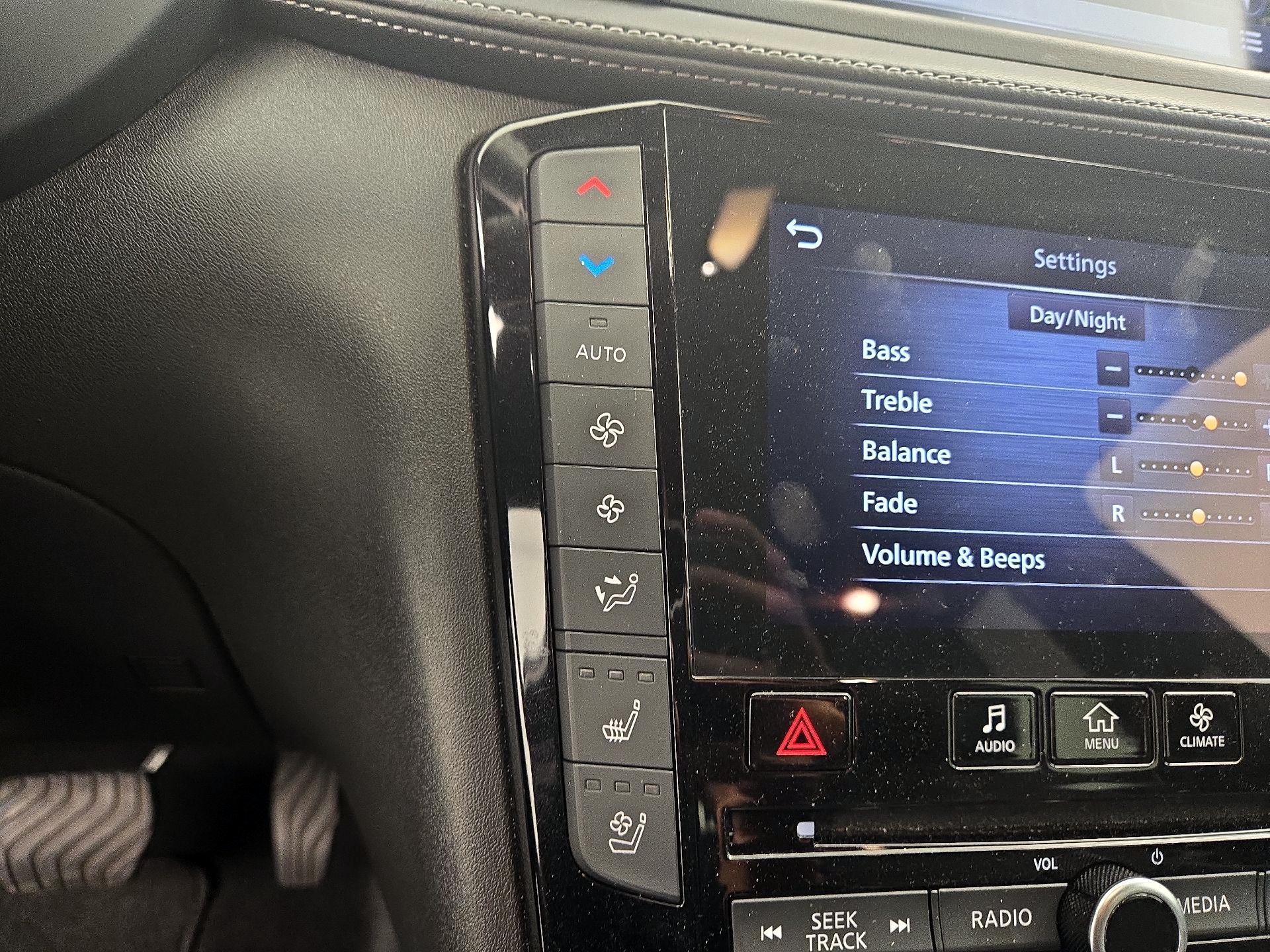 Thumbnail: 2022 INFINITI QX55 - 17