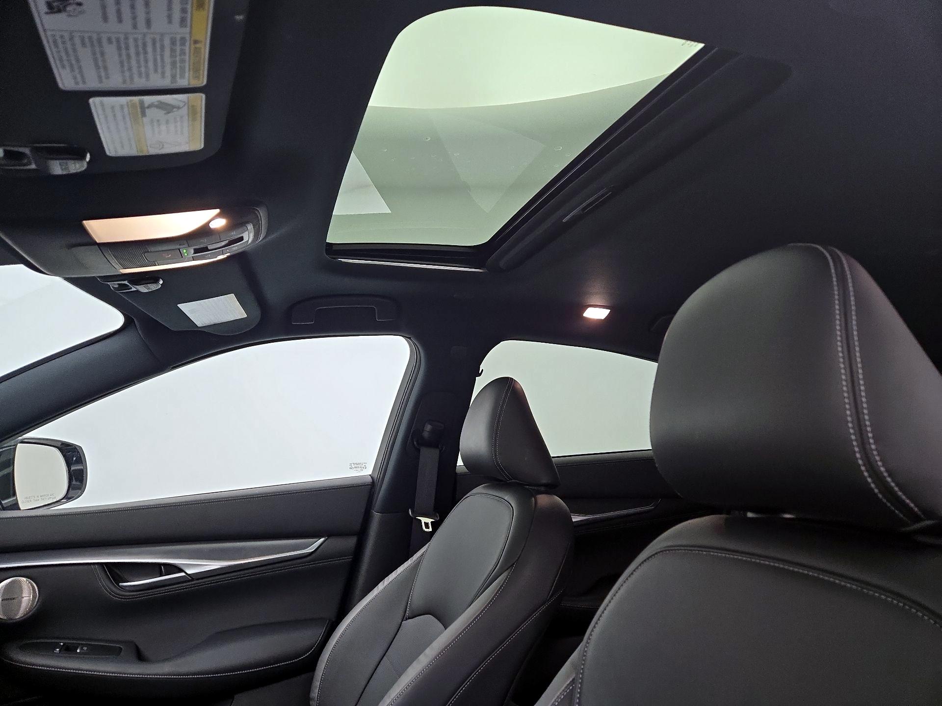 Thumbnail: 2022 INFINITI QX55 - 20