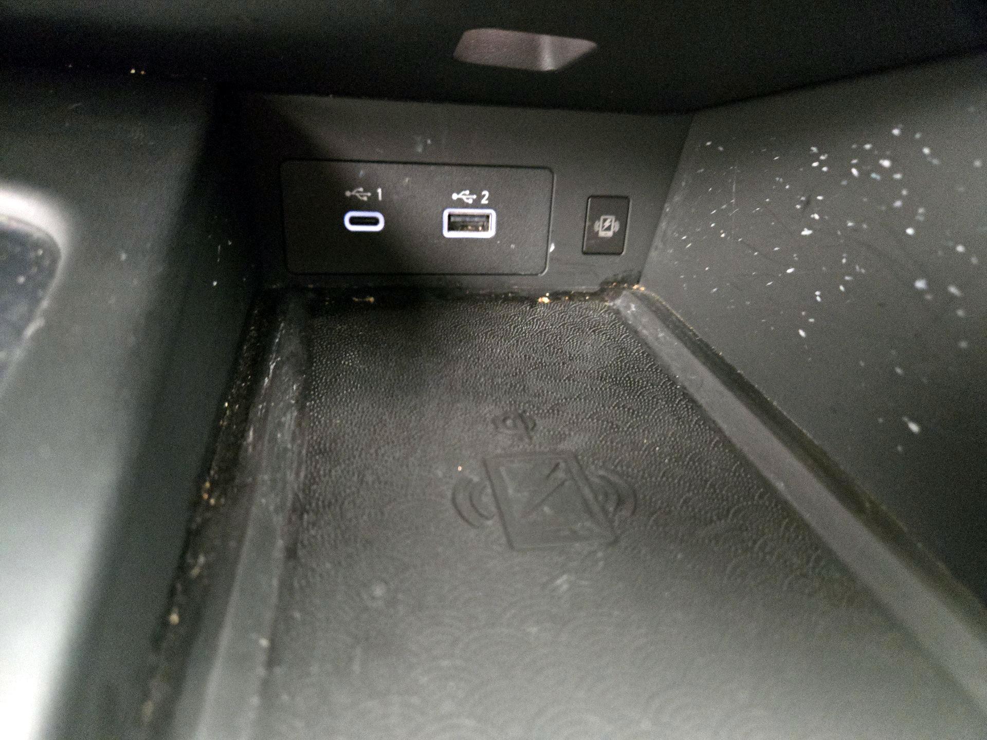 Thumbnail: 2023 INFINITI QX60 - 19