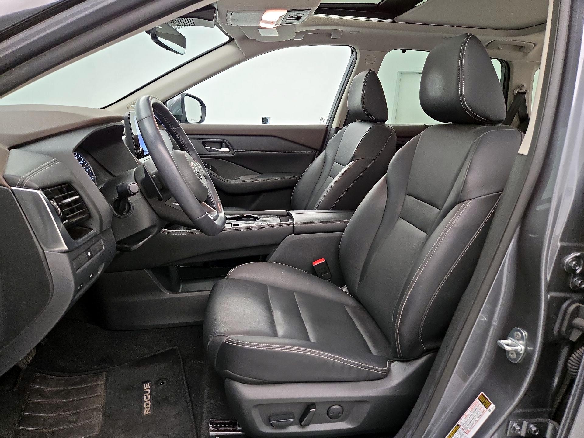 Thumbnail: 2023 Nissan Rogue - 11