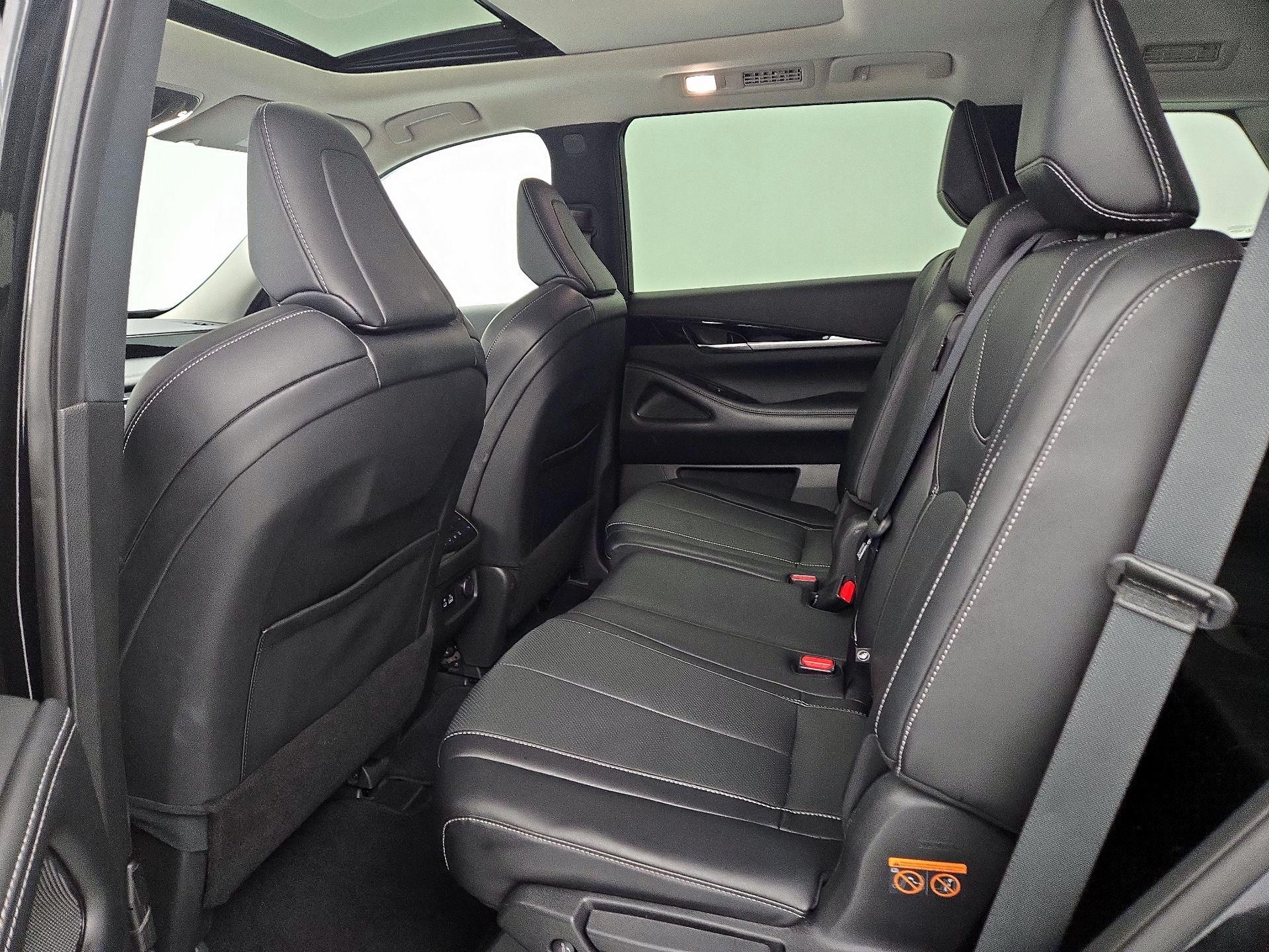 Thumbnail: 2023 INFINITI QX60 - 20