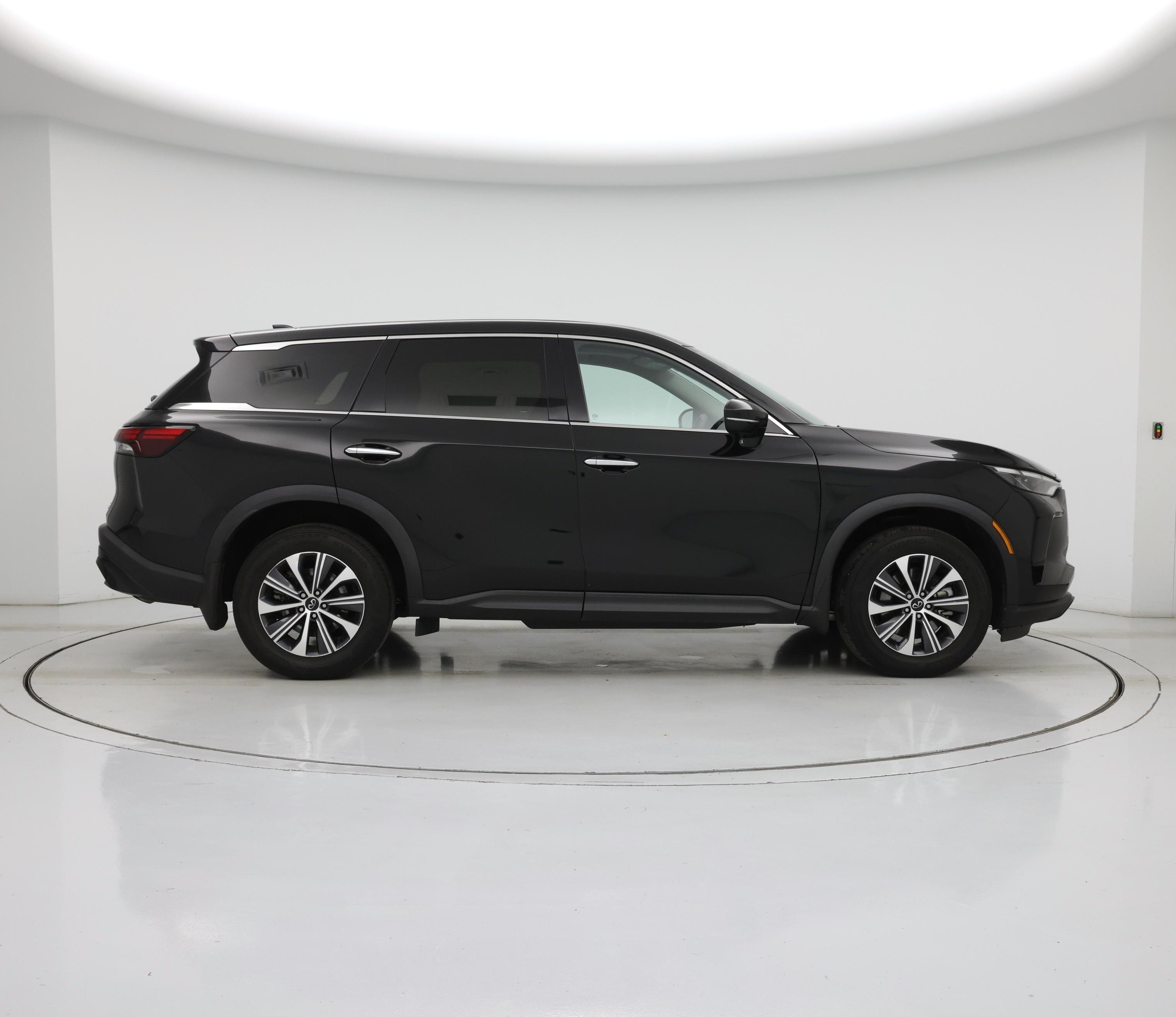 Thumbnail: 2023 INFINITI QX60 - 7