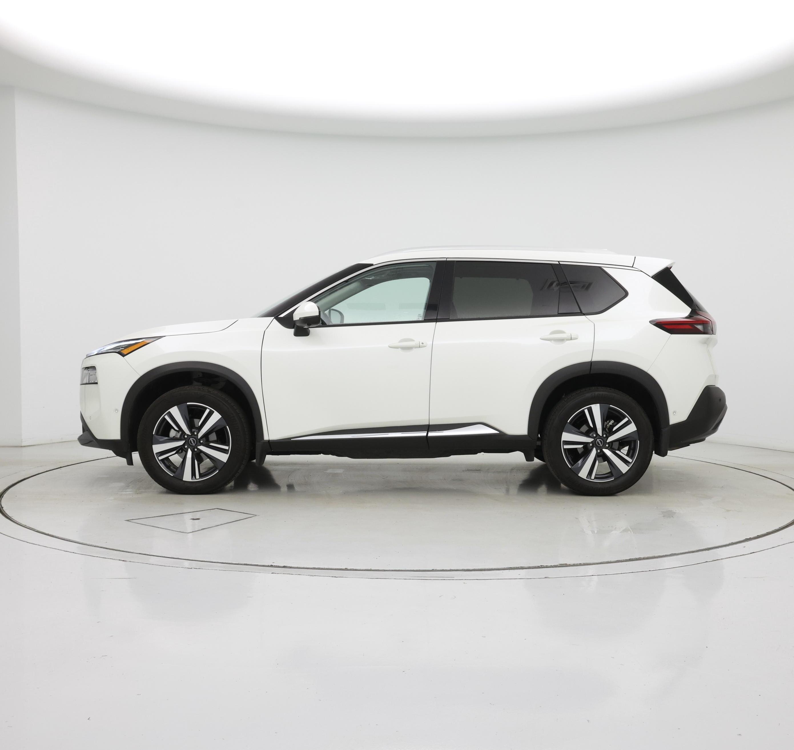 Thumbnail: 2023 Nissan Rogue - 3