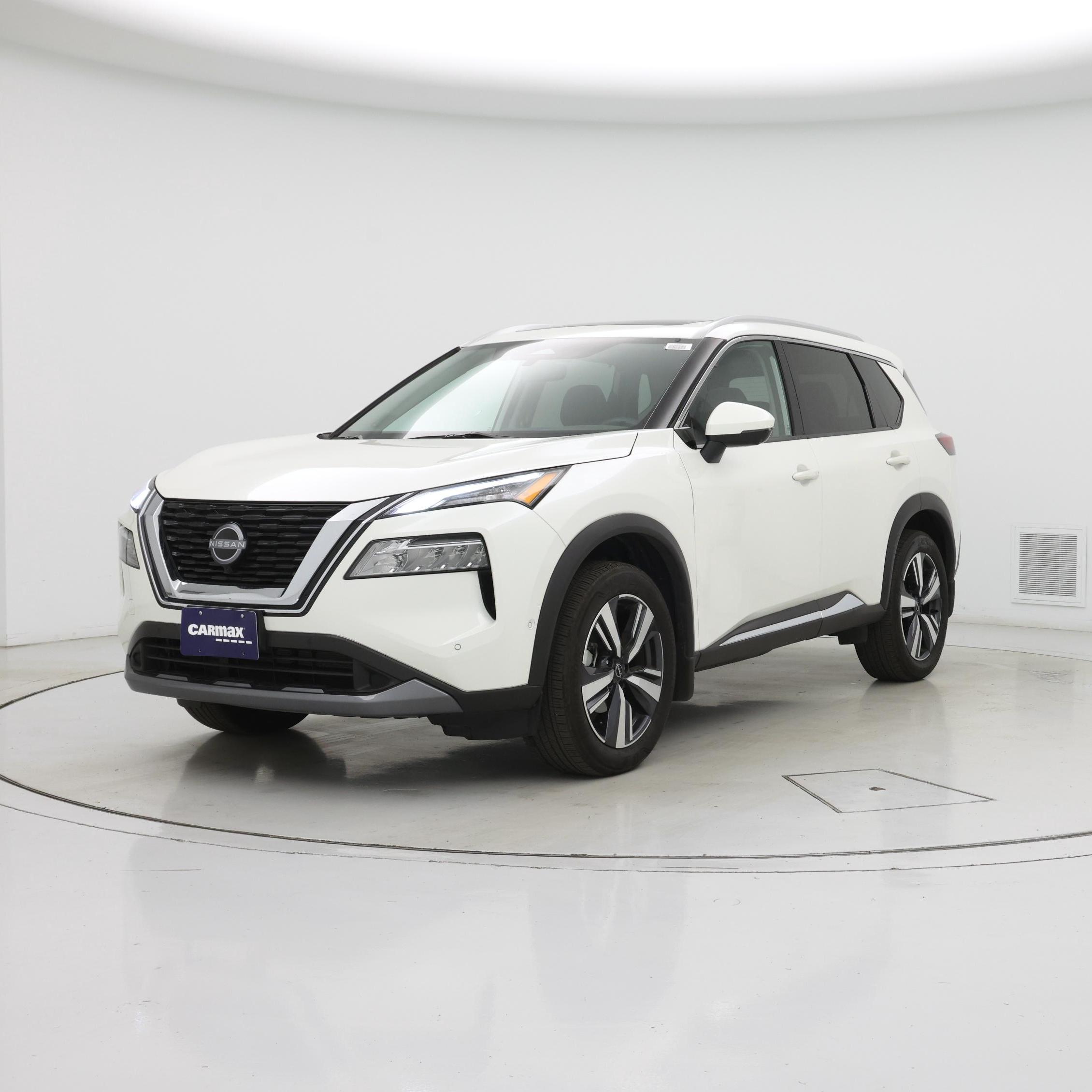 Thumbnail: 2023 Nissan Rogue - 4