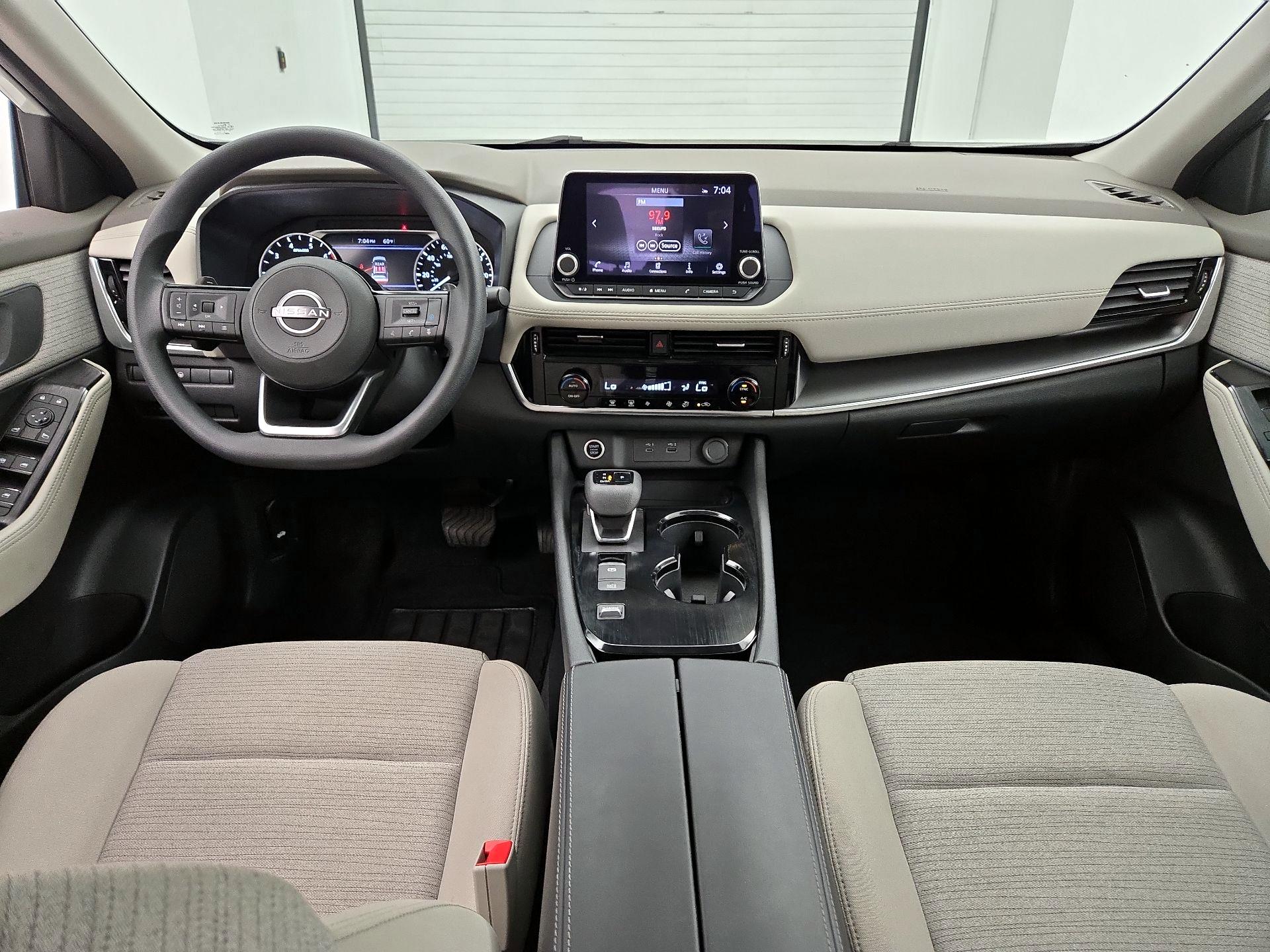 Thumbnail: 2023 Nissan Rogue - 9