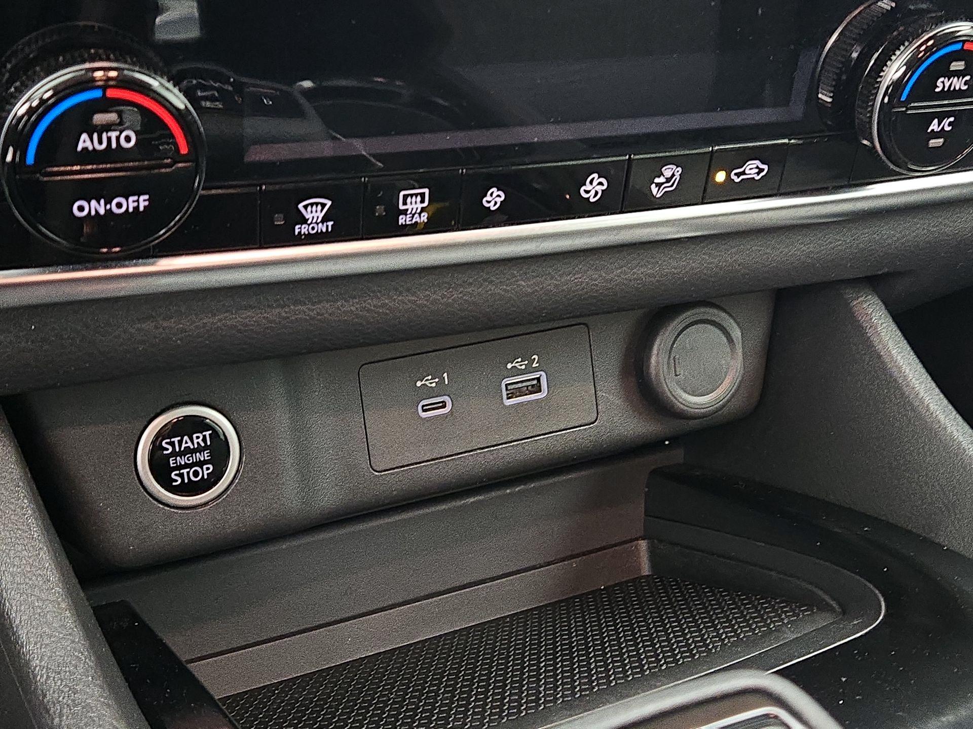 Thumbnail: 2023 Nissan Rogue - 18