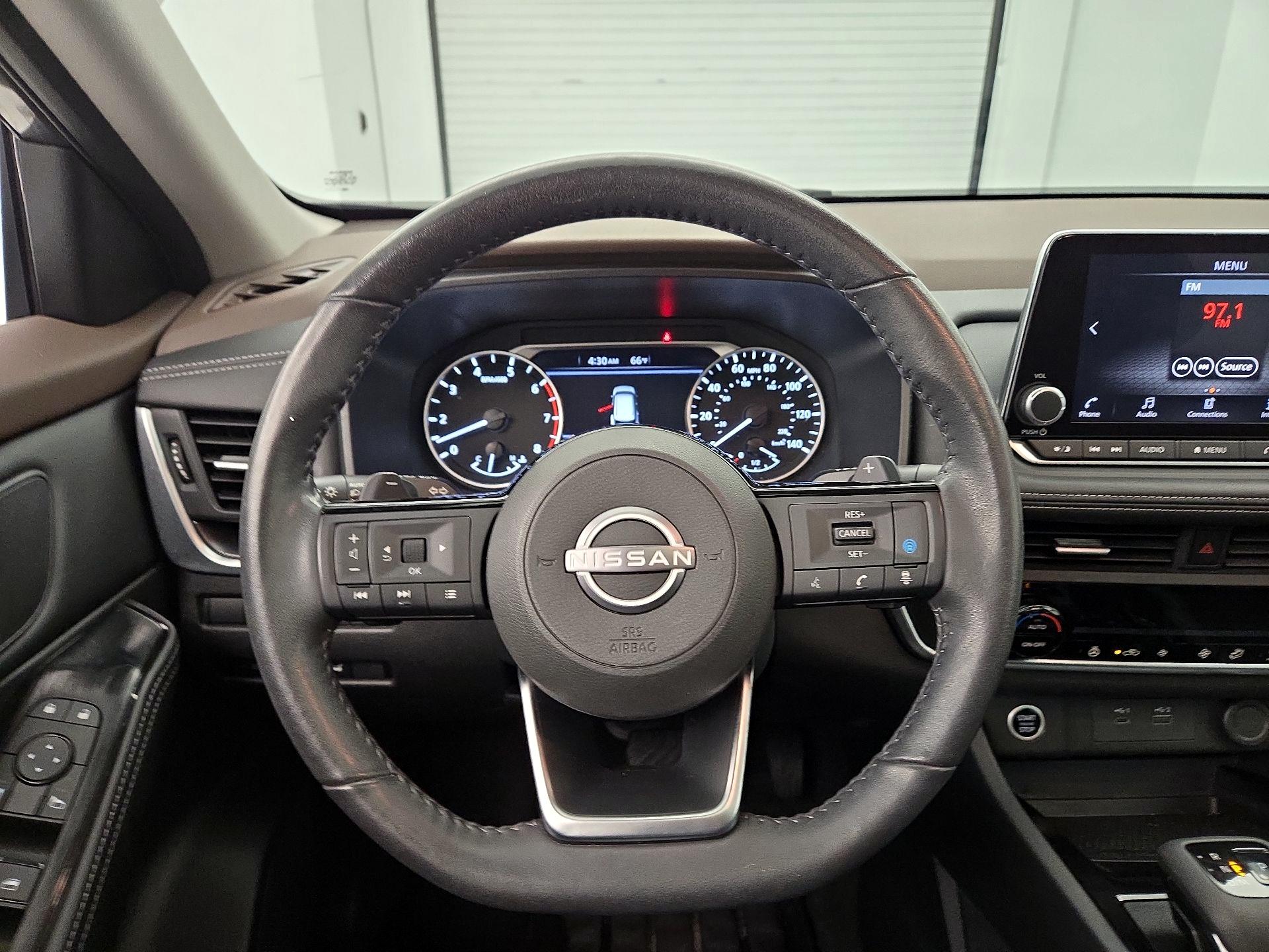 Thumbnail: 2023 Nissan Rogue - 10