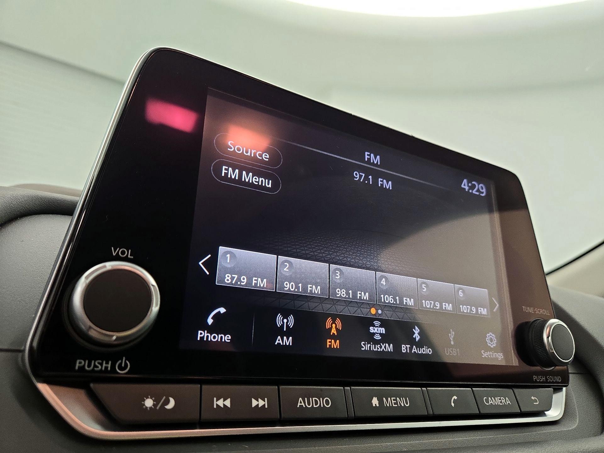 Thumbnail: 2023 Nissan Rogue - 15