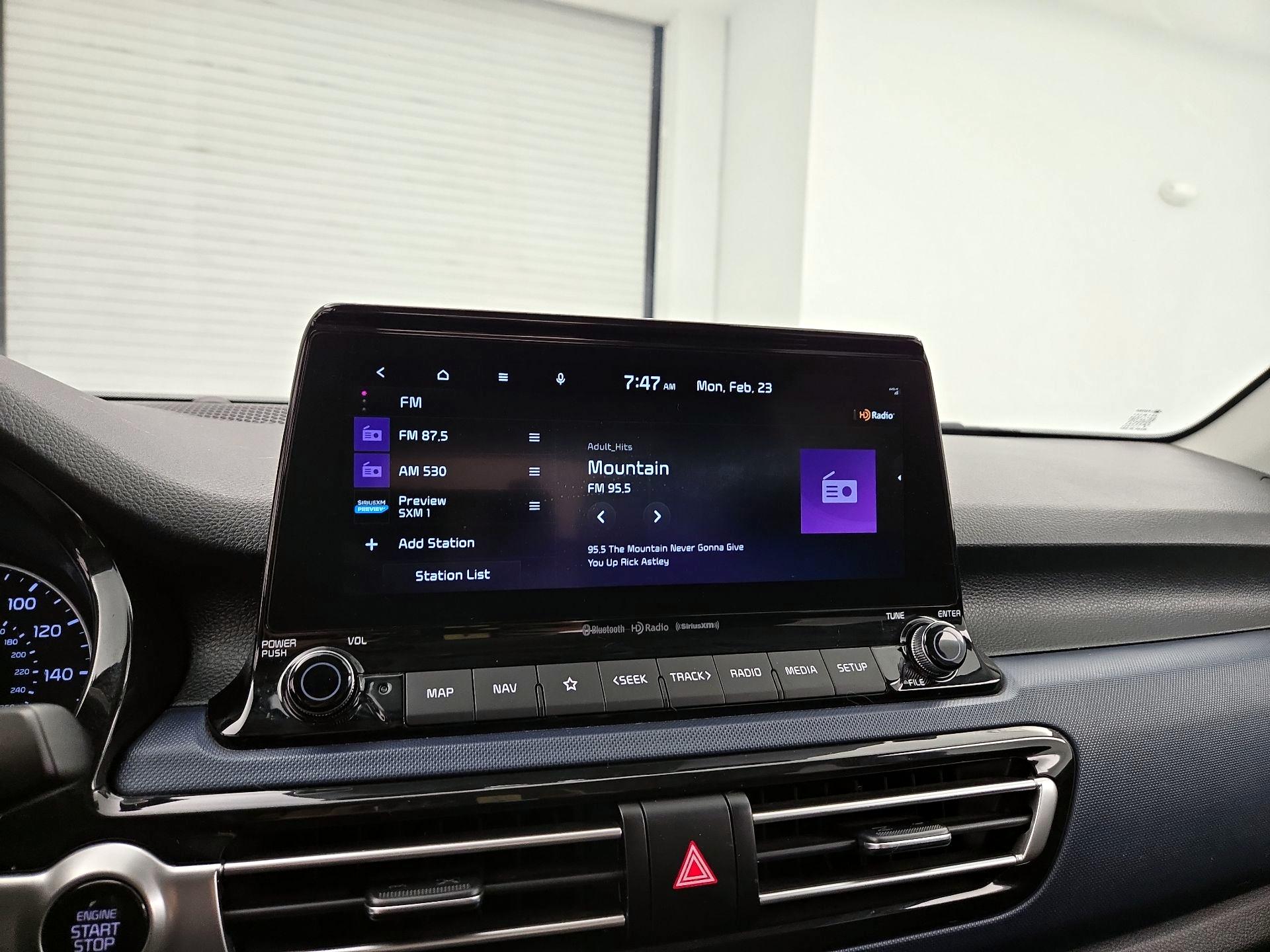 Thumbnail: 2023 Kia Seltos - 16