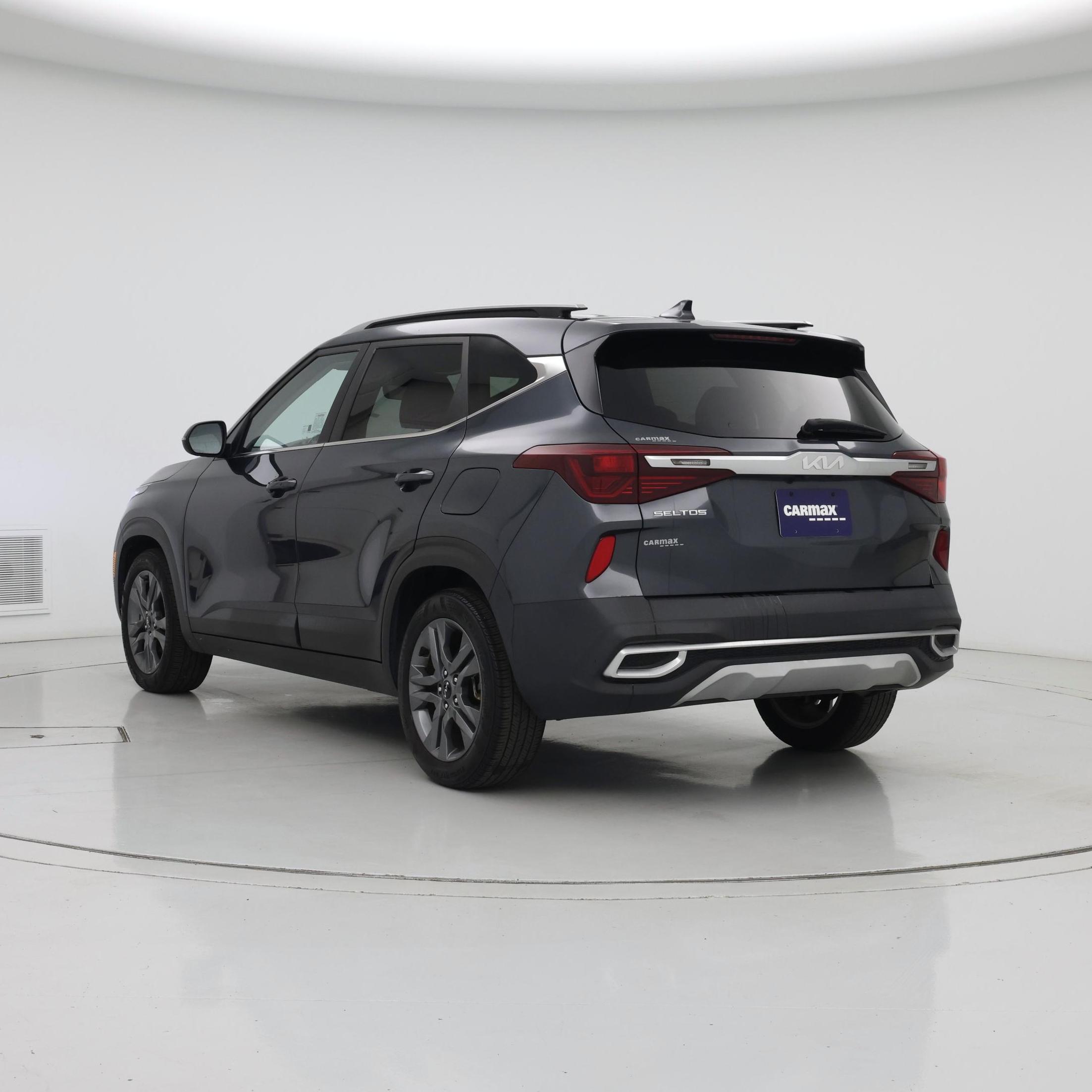 Thumbnail: 2023 Kia Seltos - 2