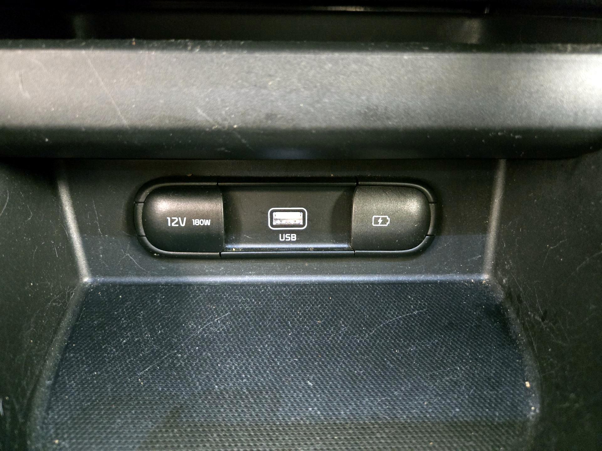 Thumbnail: 2023 Kia Seltos - 19