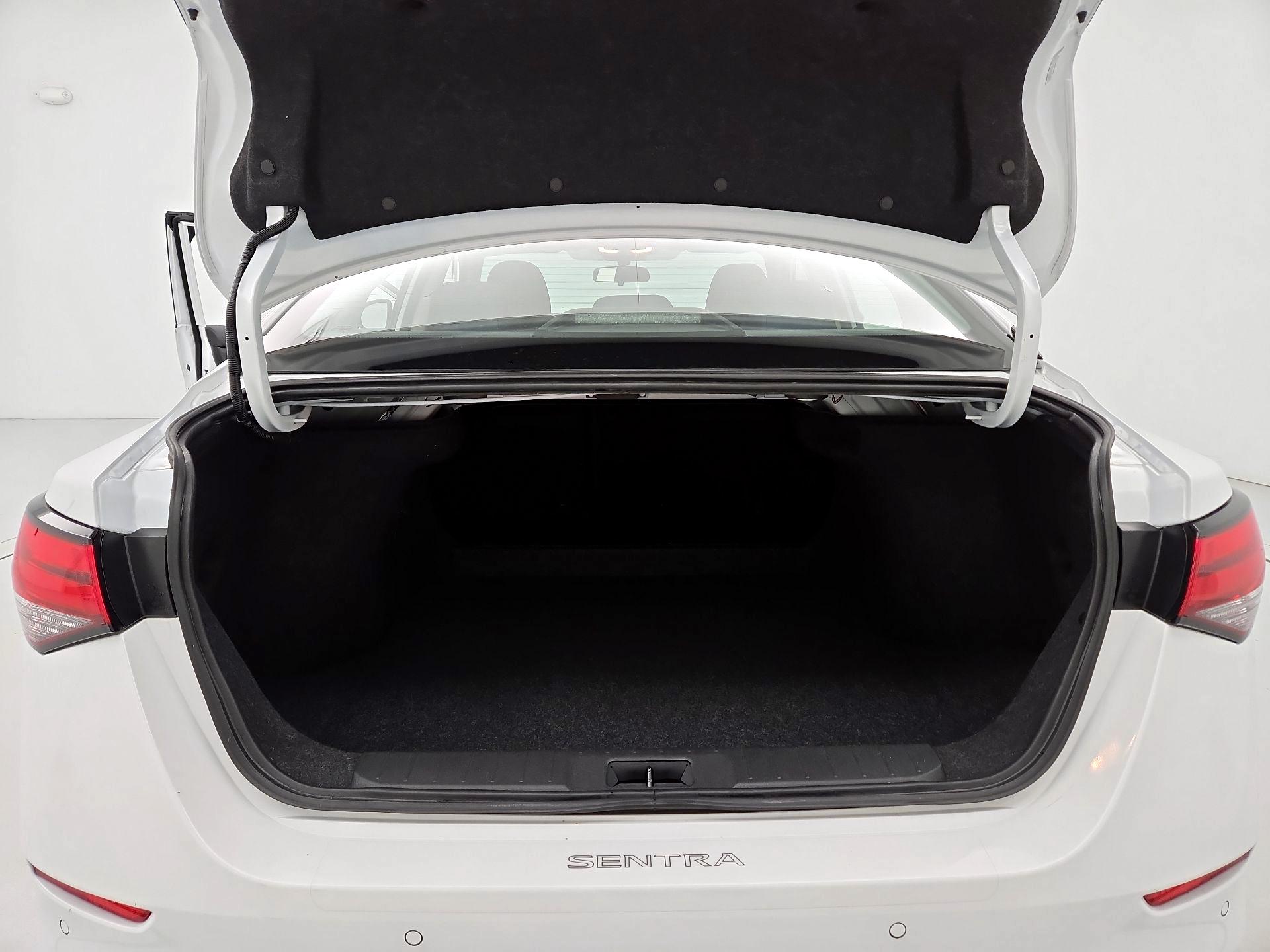 Thumbnail: 2025 Nissan Sentra - 20