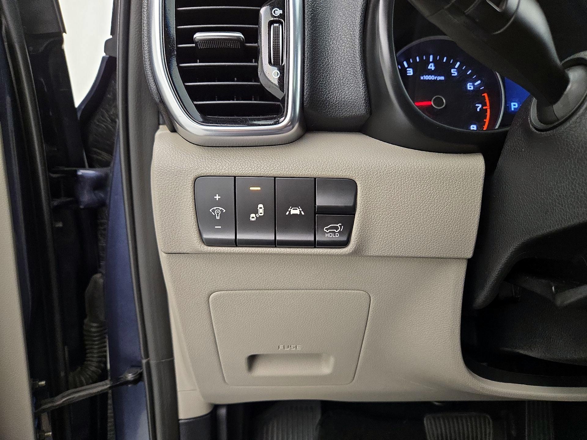 Thumbnail: 2021 Kia Sportage - 13