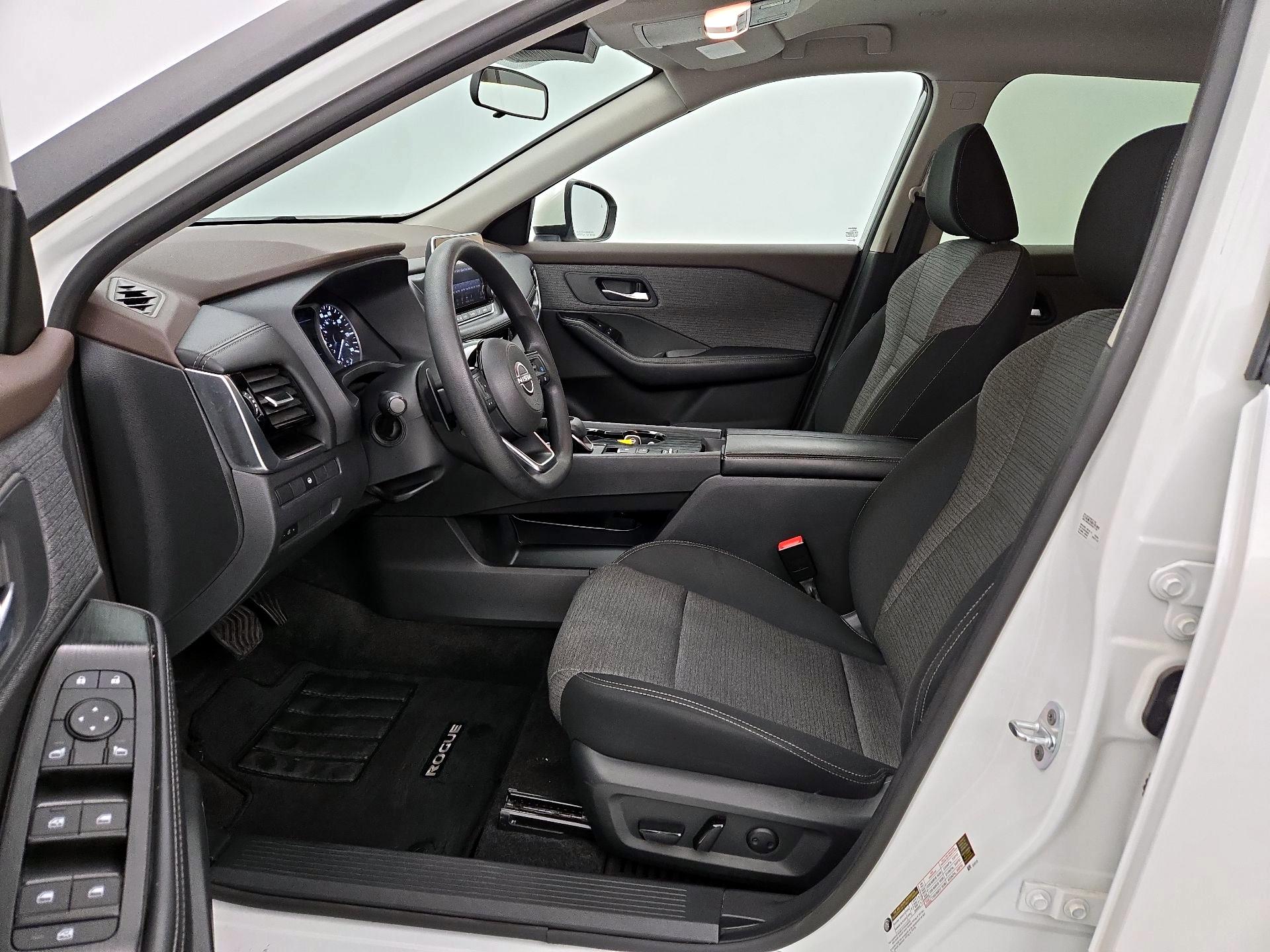 Thumbnail: 2023 Nissan Rogue - 11