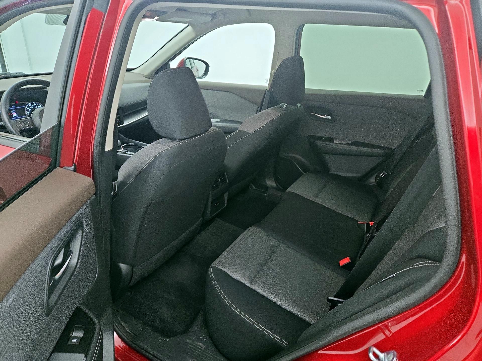 Thumbnail: 2023 Nissan Rogue - 19