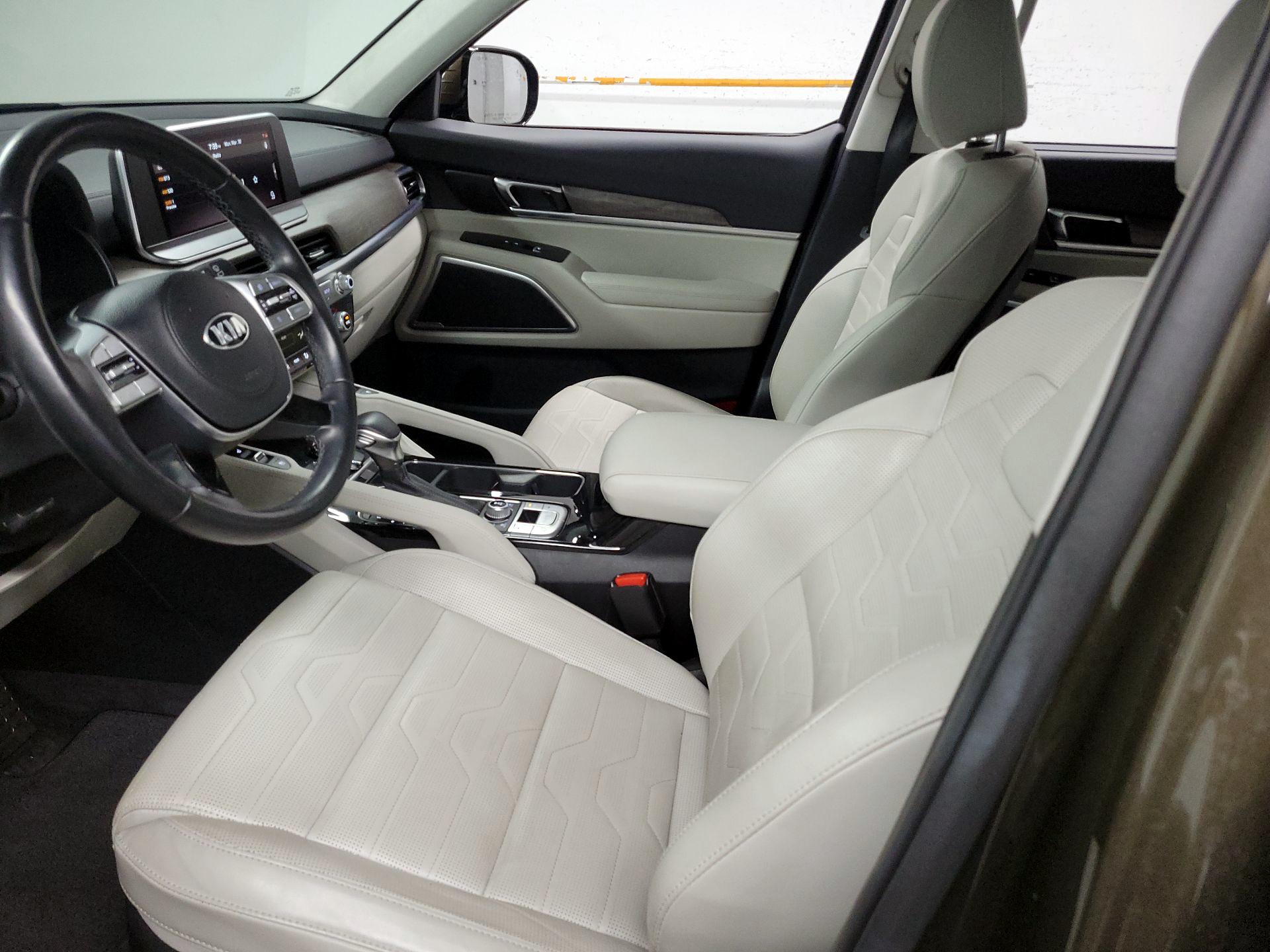 Thumbnail: 2021 Kia Telluride - 11