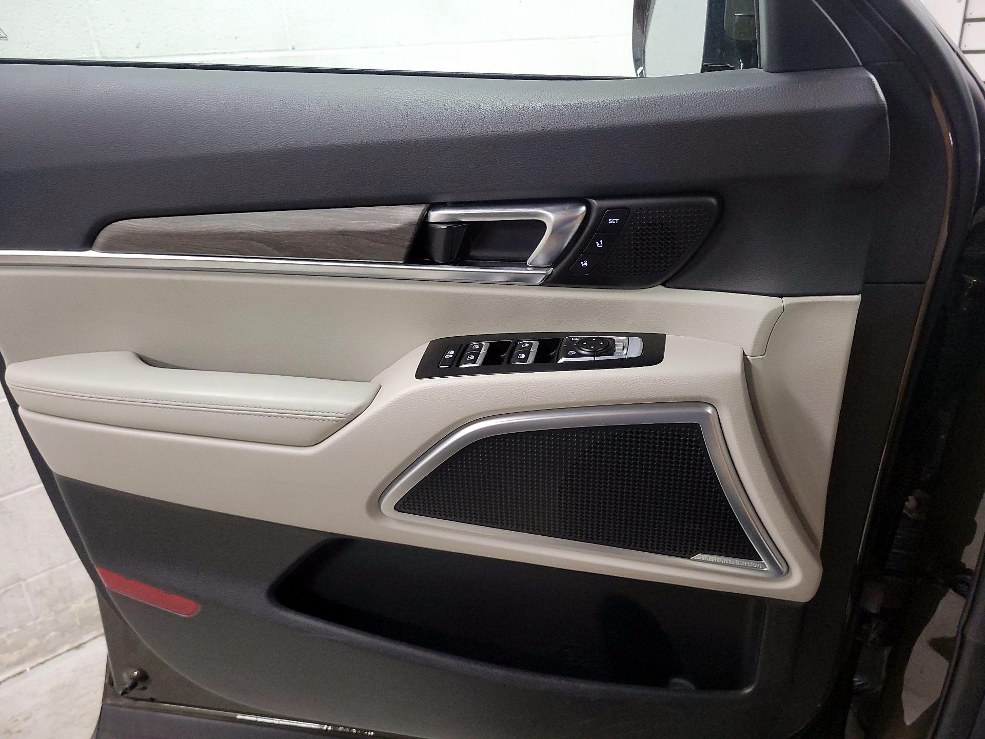 Thumbnail: 2021 Kia Telluride - 12