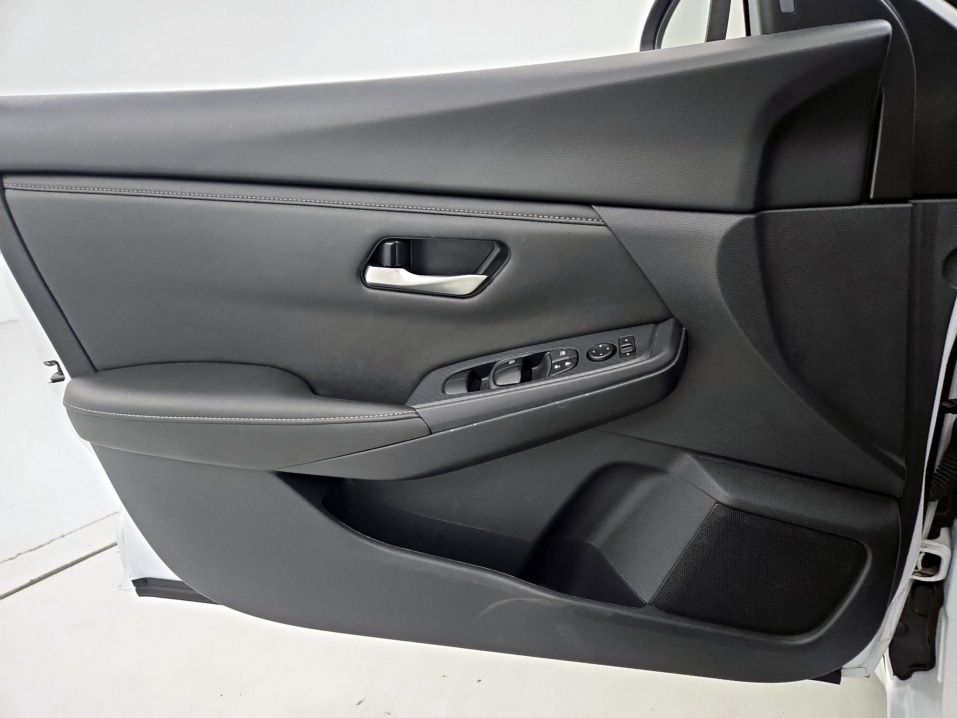 Thumbnail: 2024 Nissan Sentra - 12