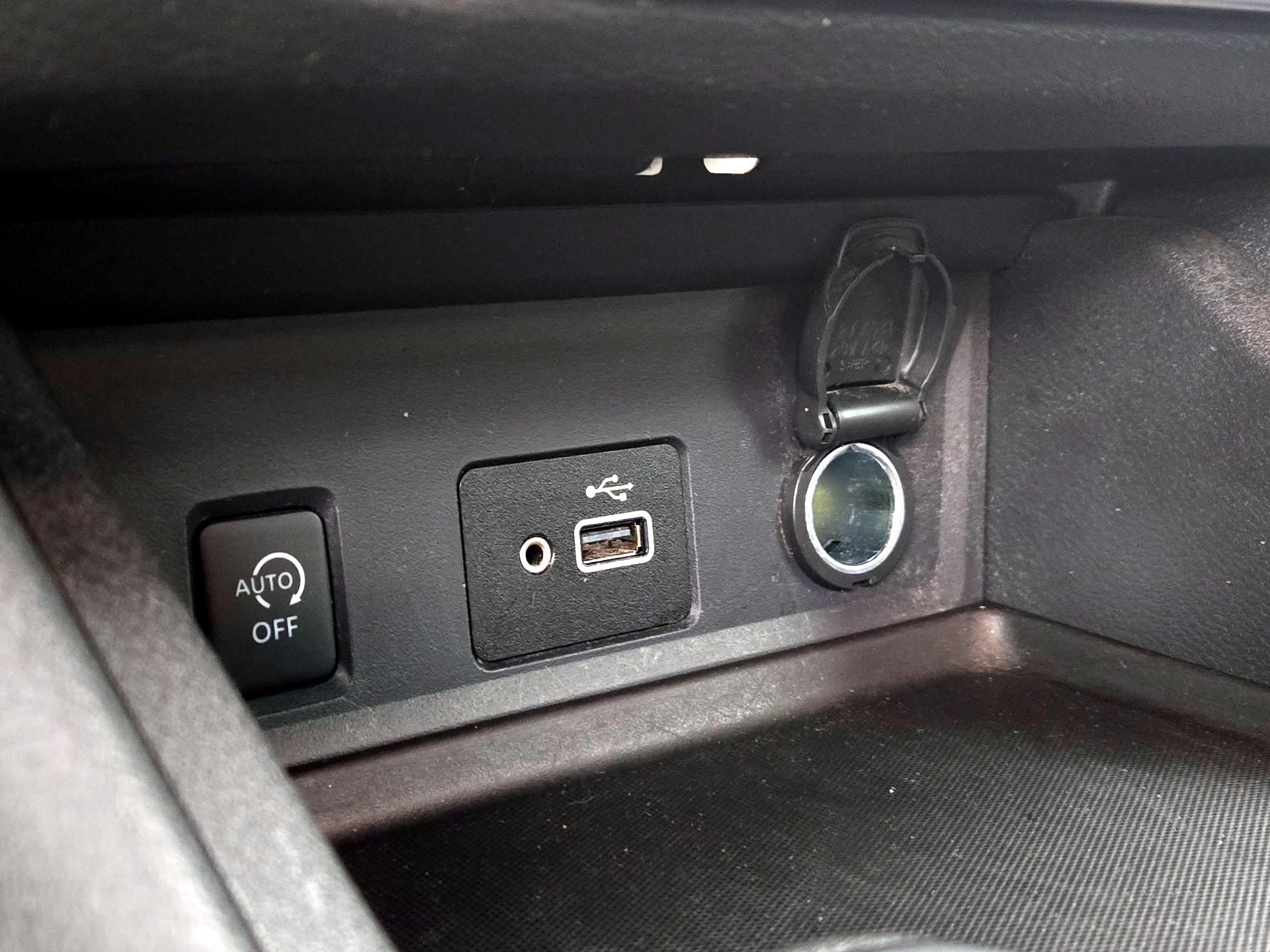 Thumbnail: 2024 Nissan Sentra - 18