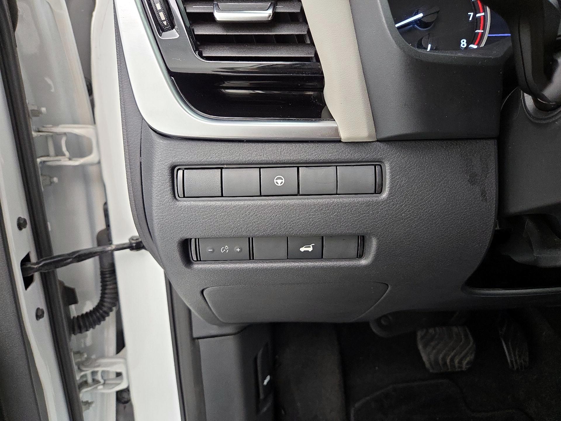 Thumbnail: 2023 Nissan Rogue - 13