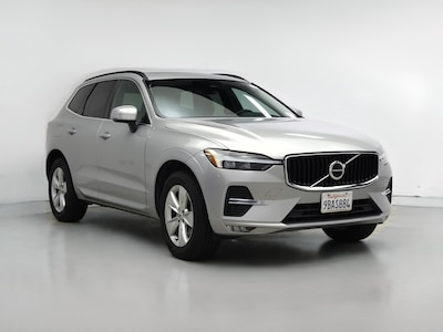 2022 Volvo XC60 B5 Momentum