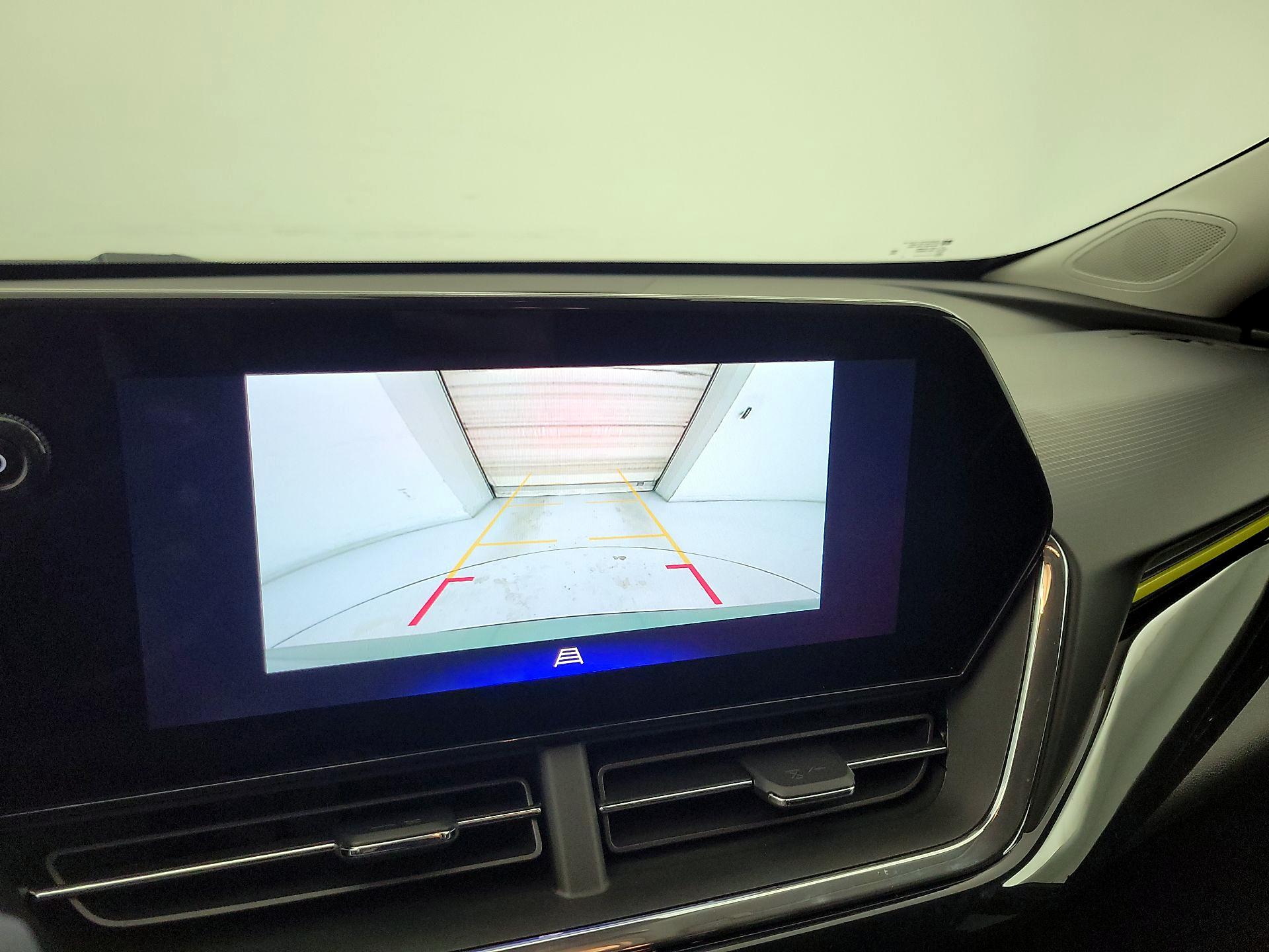 Thumbnail: 2025 Chevrolet Trax - 14