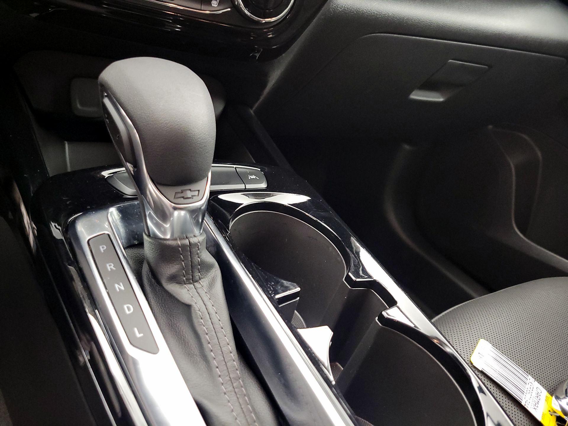 Thumbnail: 2025 Chevrolet Trax - 17