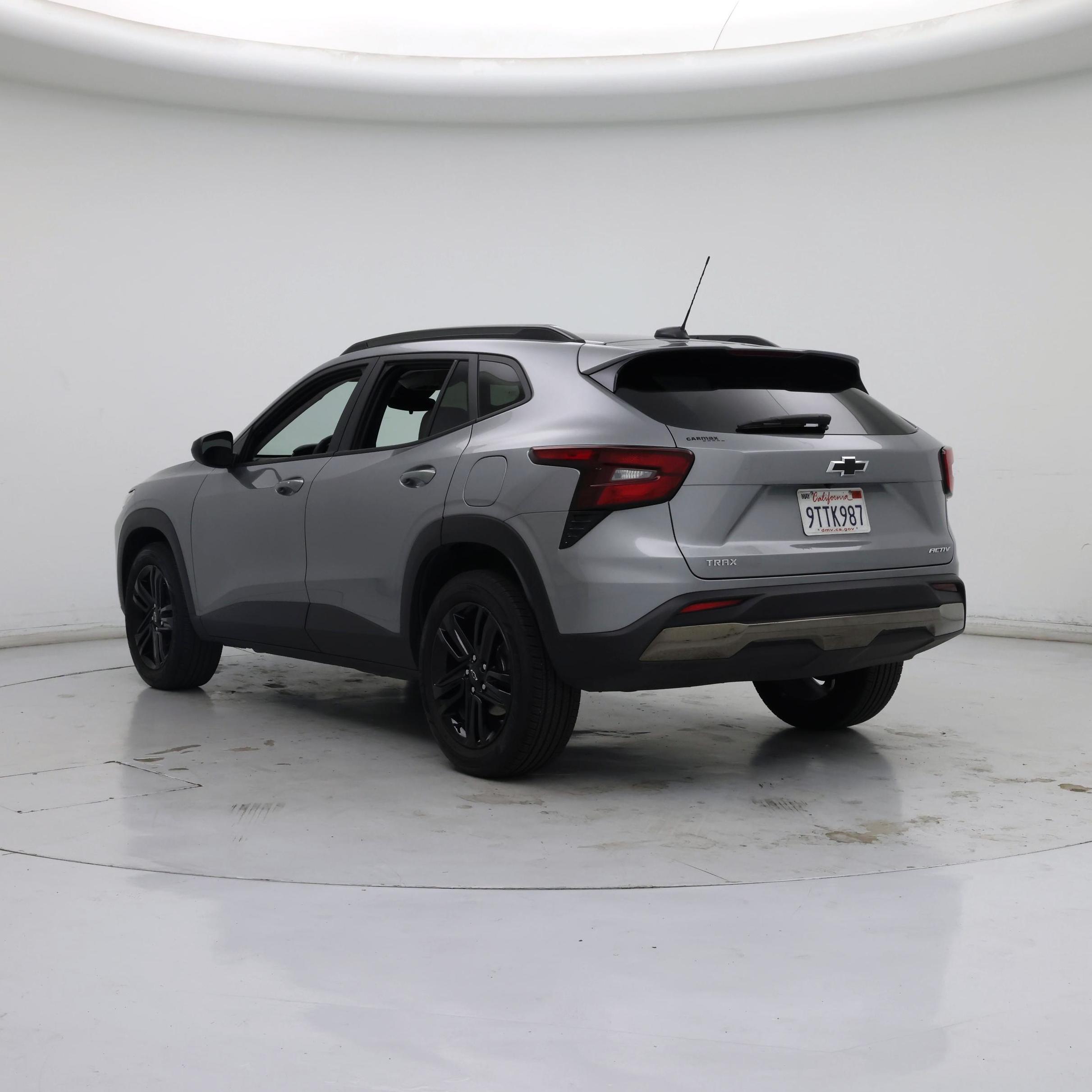 Thumbnail: 2025 Chevrolet Trax - 2