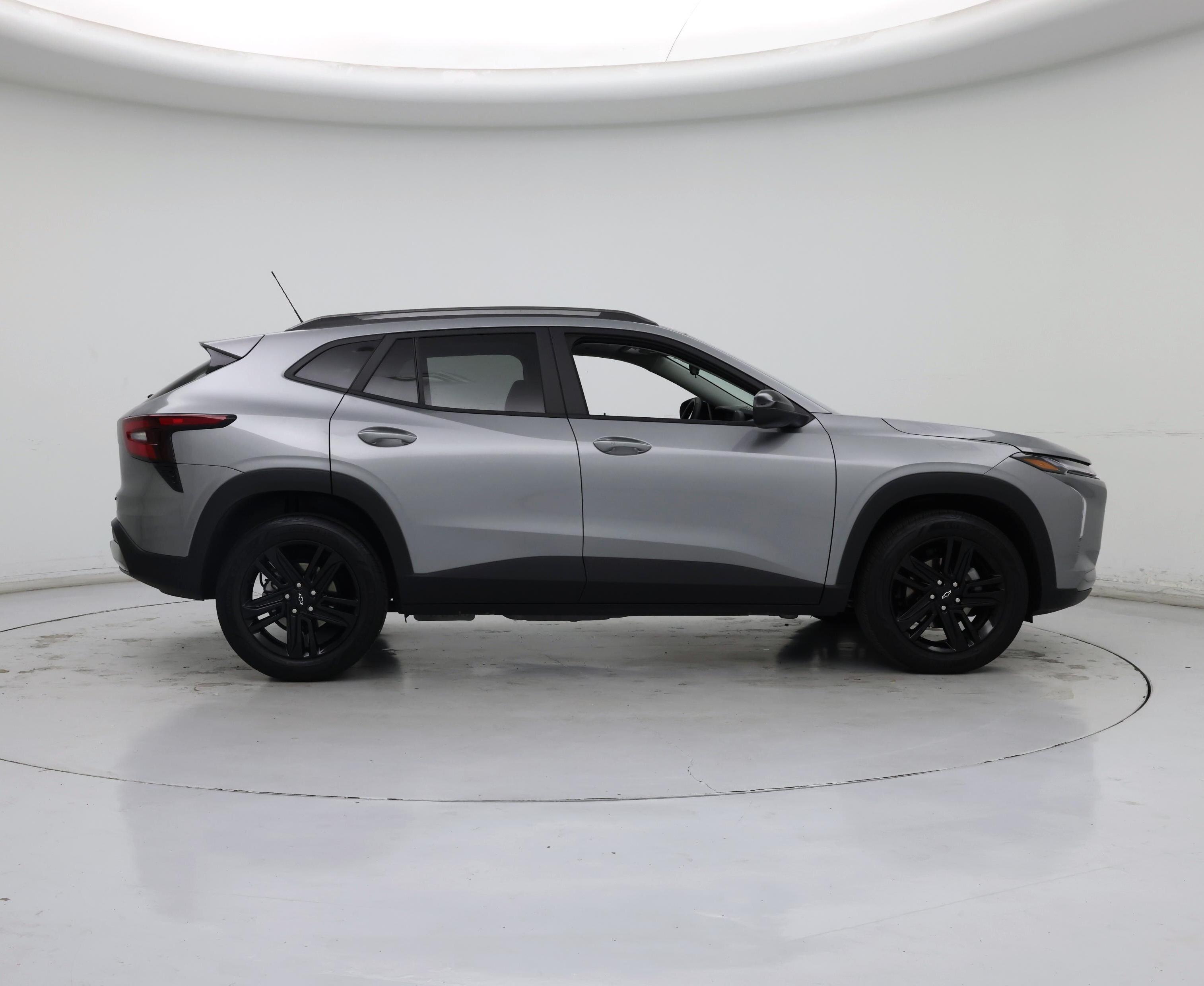 Thumbnail: 2025 Chevrolet Trax - 7