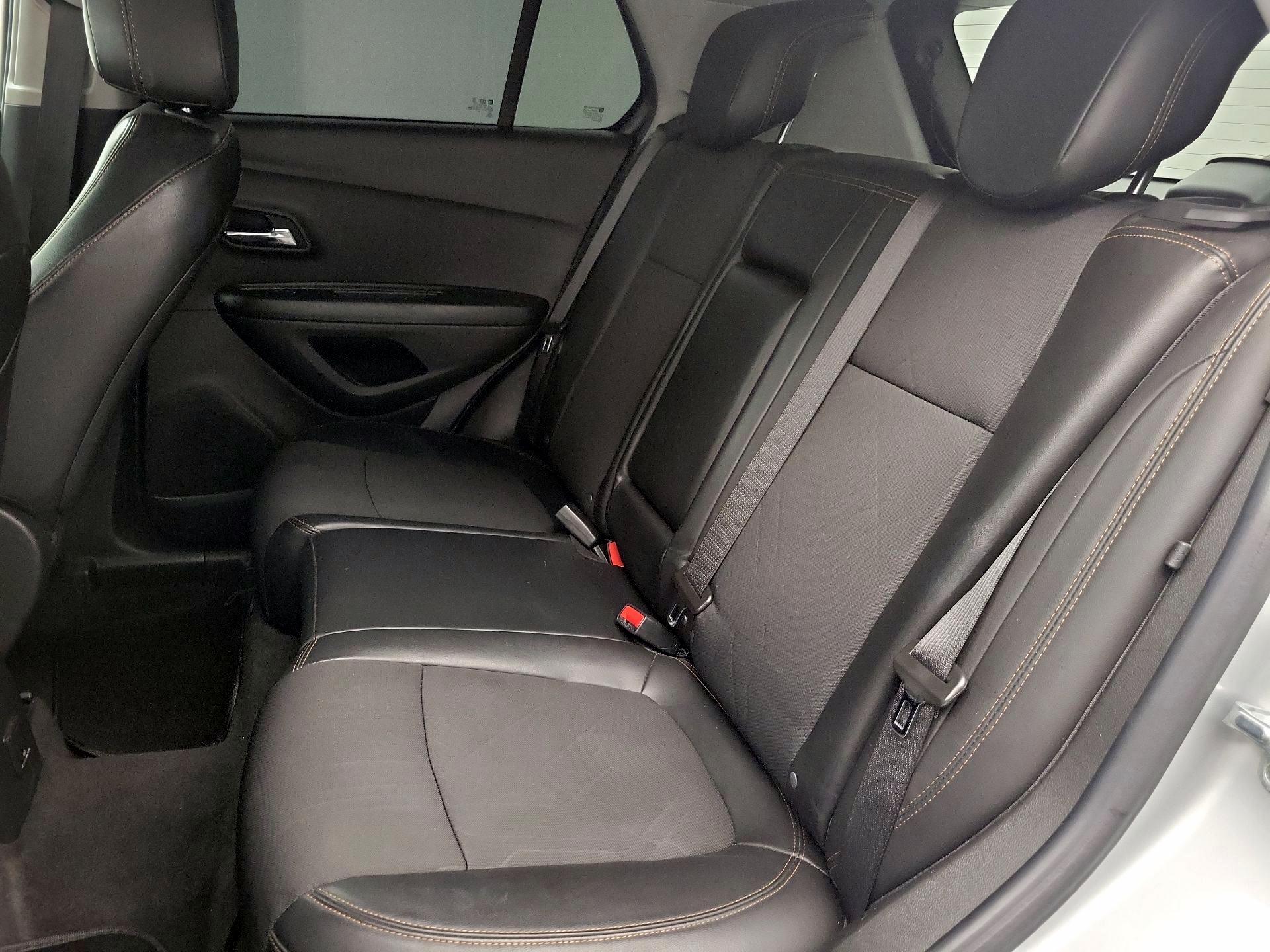 Thumbnail: 2021 Chevrolet Trax - 19