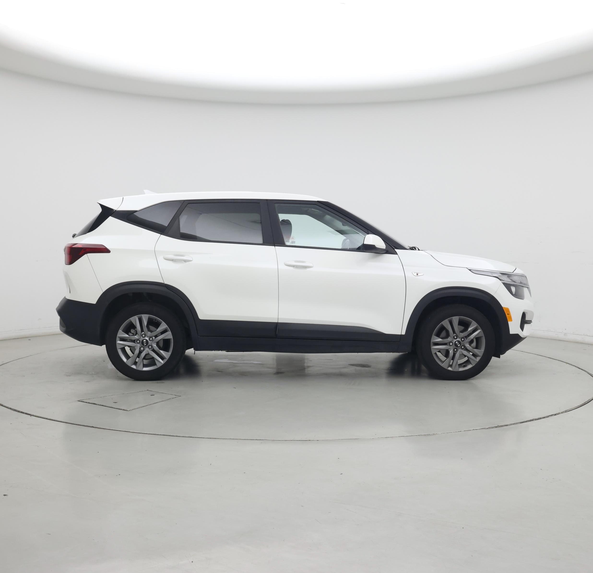 Thumbnail: 2021 Kia Seltos - 7