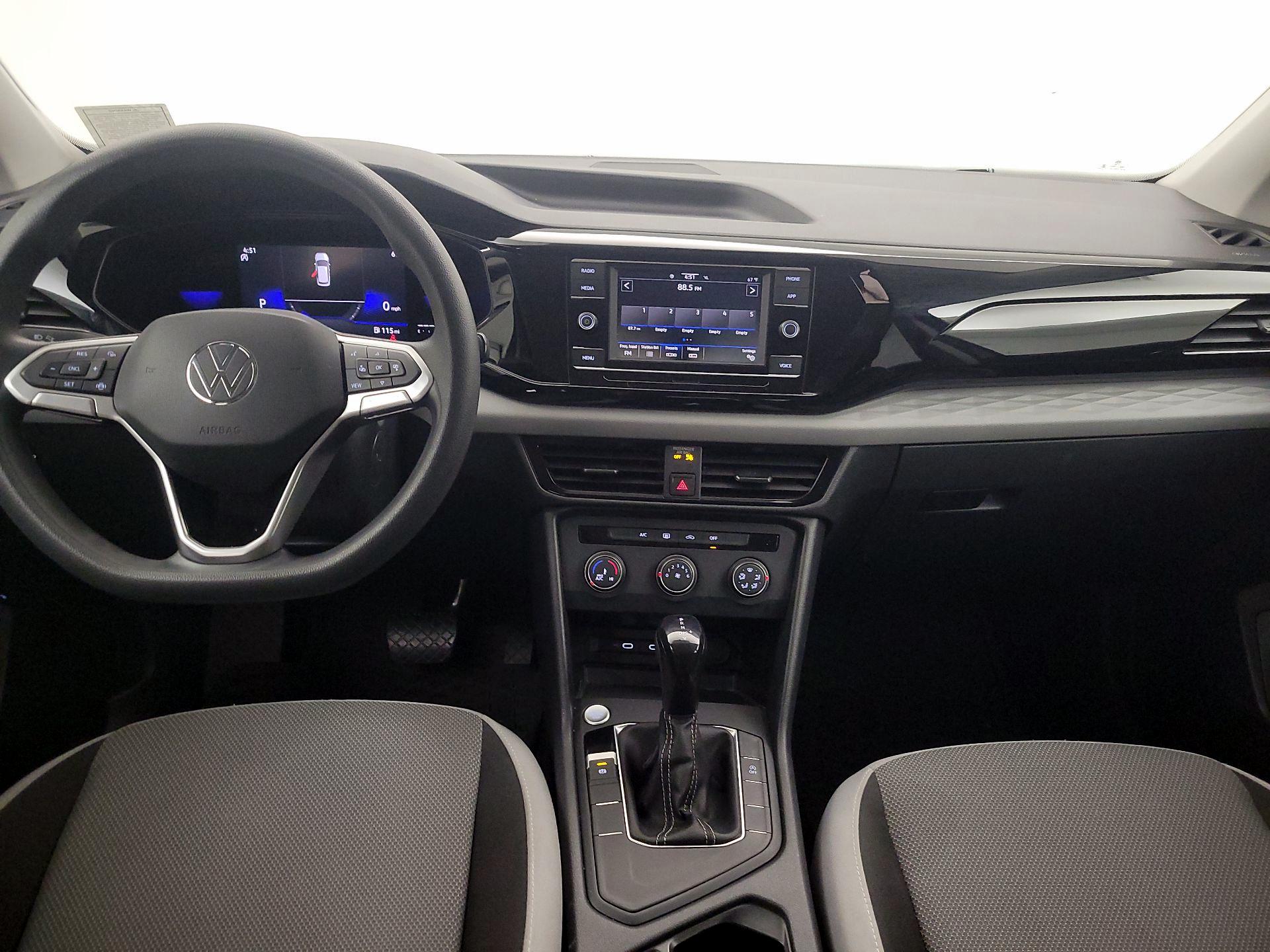 Thumbnail: 2022 Volkswagen Taos - 9