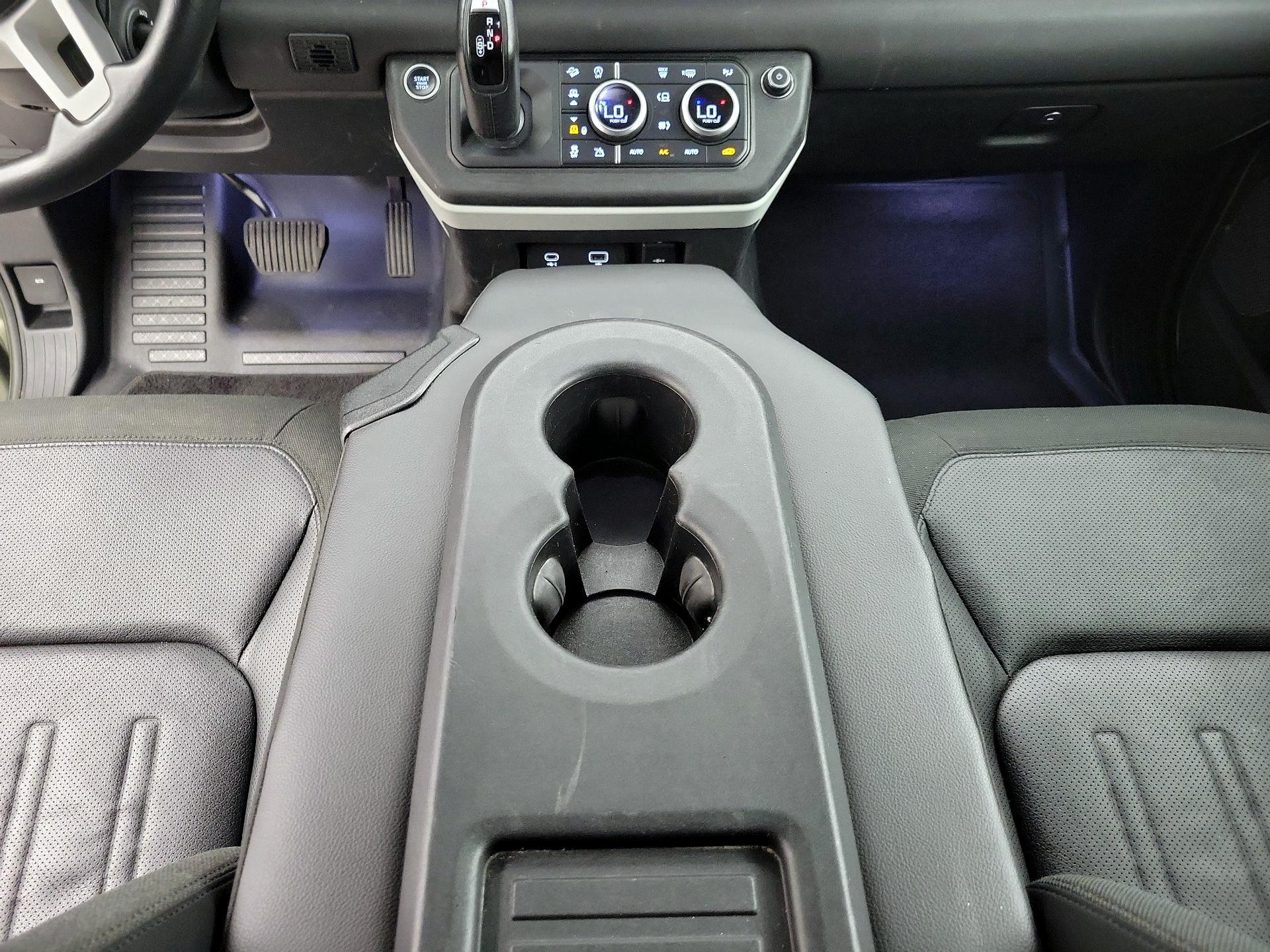 Thumbnail: 2021 Land Rover Defender - 18